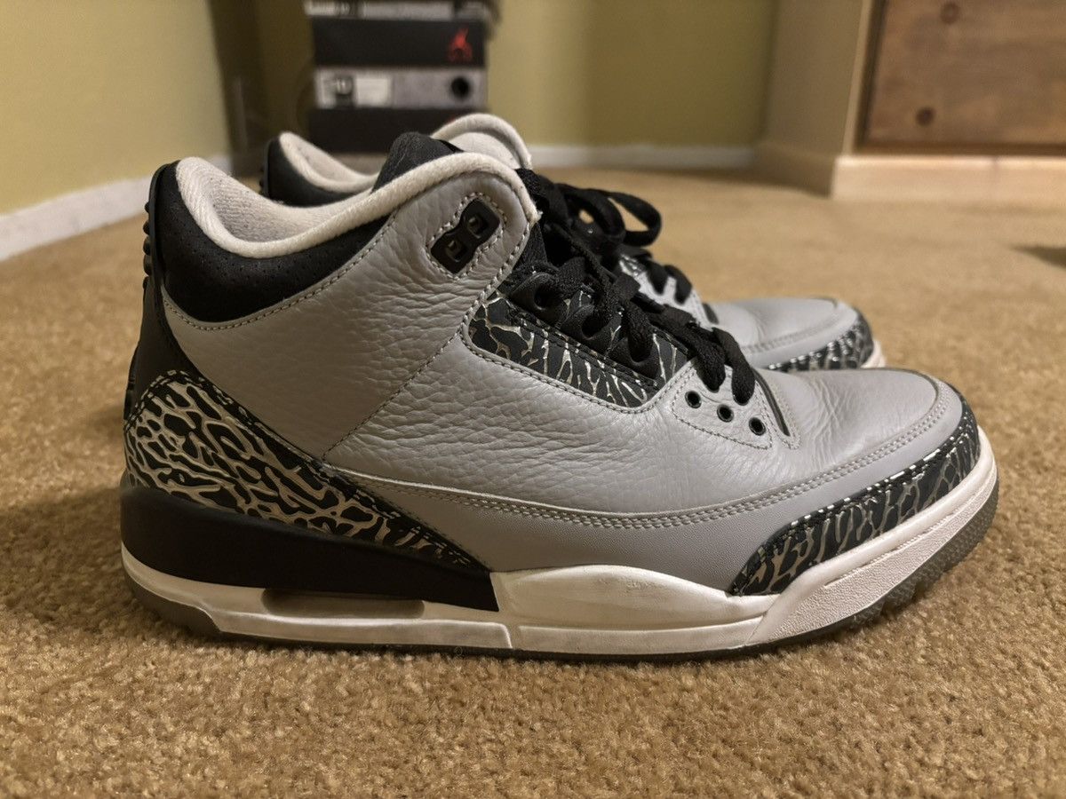 Hypebeast × Jordan Brand × Nike Jordan 3 Retro Wolf Grey Size US 9.5 / EU 42-43 - 1 Thumbnail