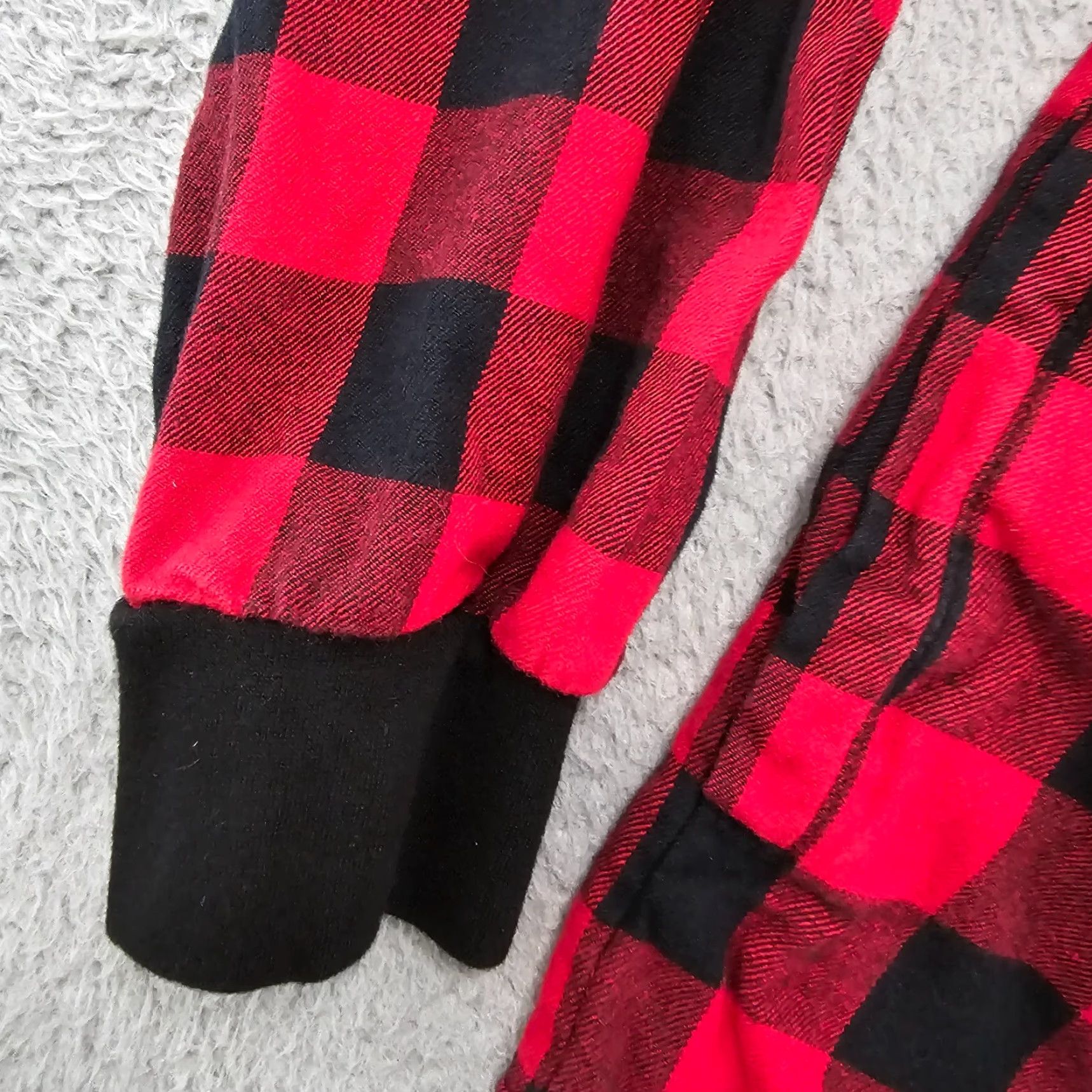 Crooks & Castles Crooks & Castles Shirt Mens M Red Plaid Flannel Knit Hooded Shacket Size US M / EU 48-50 / 2 - 5 Thumbnail