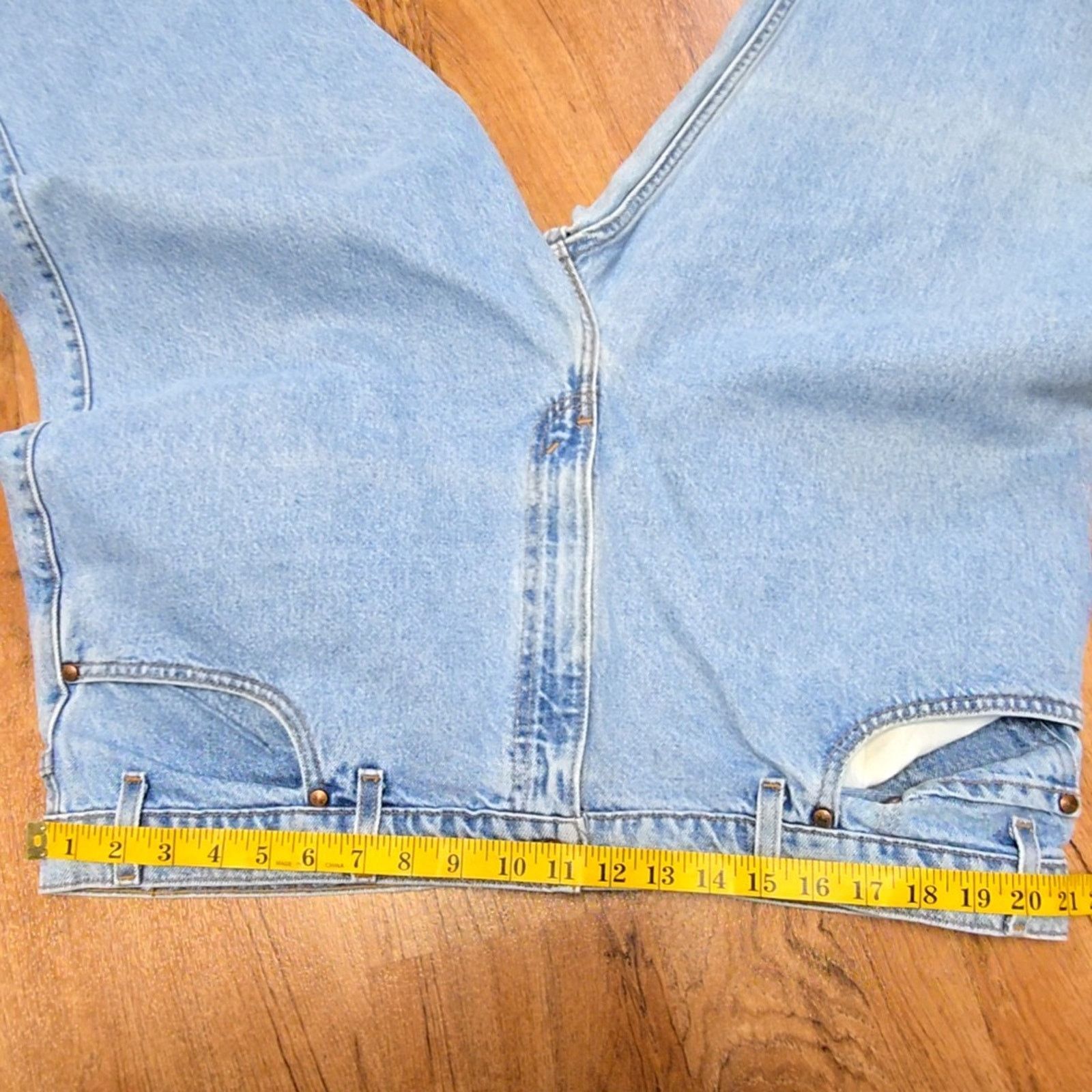Levi's Vintage Levi's 540 Relaxed Fit Jeans Mens 44x30 90s Size US 44 / EU 60 - 14 Thumbnail