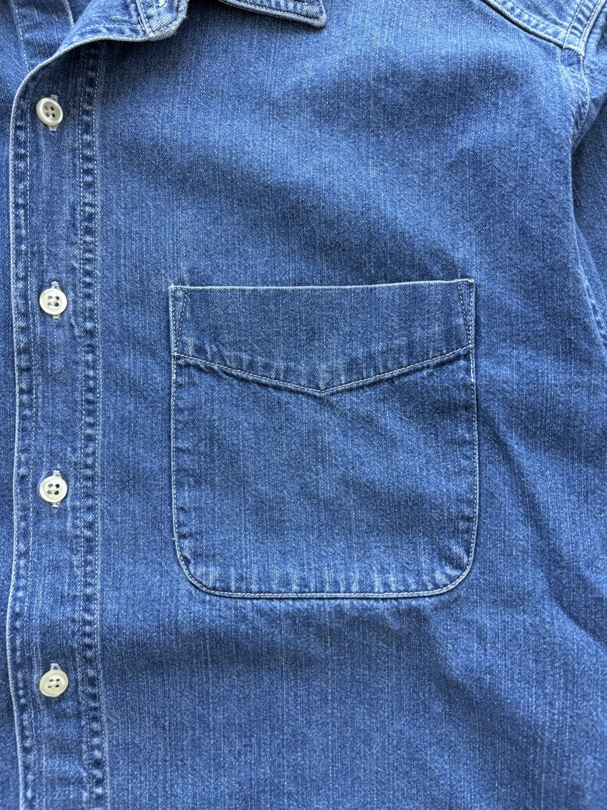 Gap Vintage Y2K Gap Denim Button Up Shirt Size US L / EU 52-54 / 3 - 2 Thumbnail