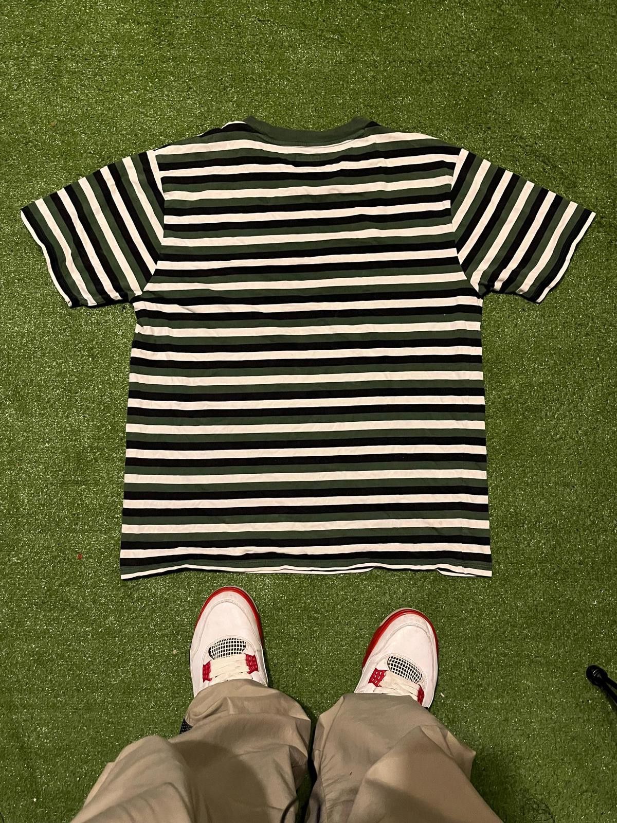 Other Vintage Guess Striped Tee Size ONE SIZE - 2 Thumbnail