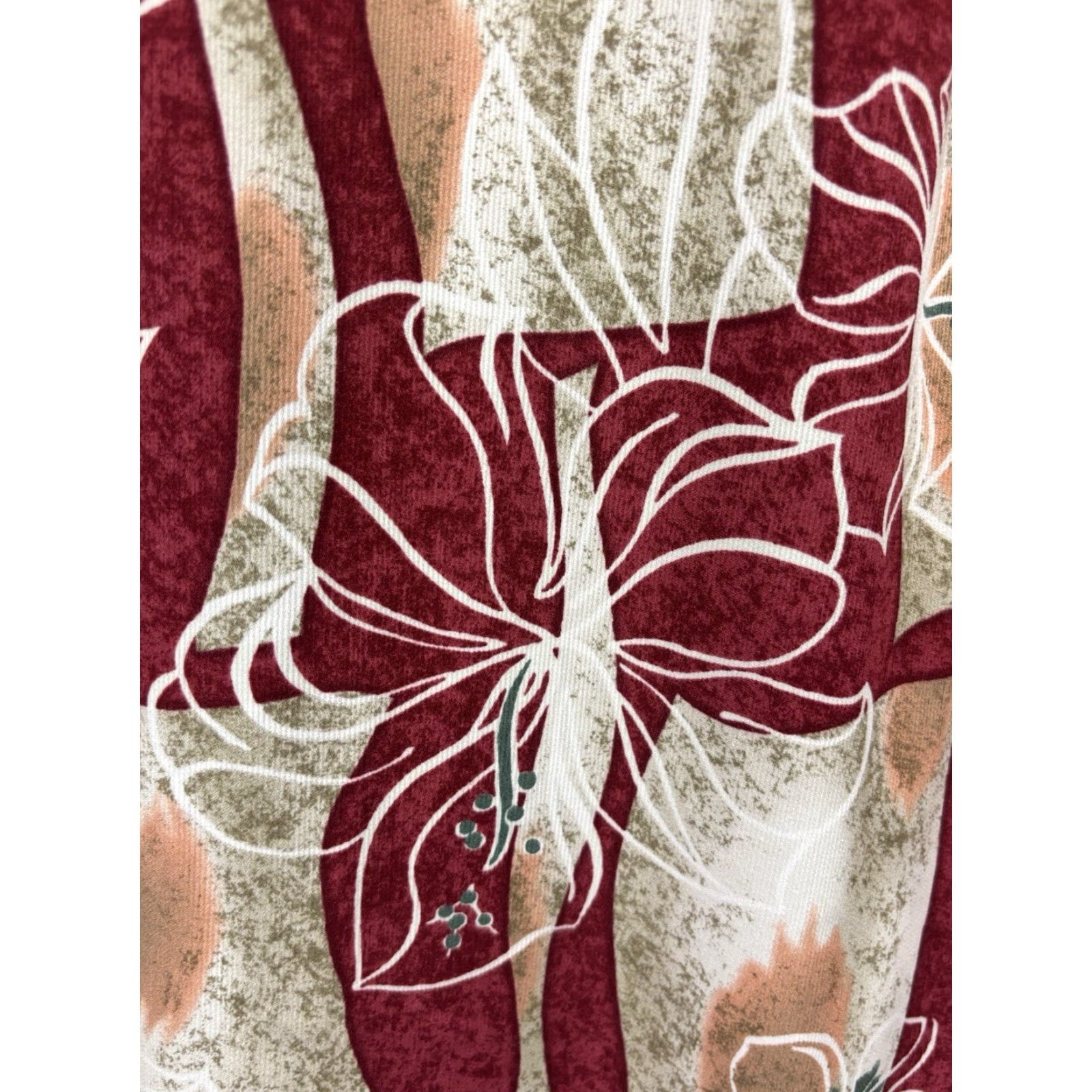 Quiksilver Quiksilver Men XL Short Sleeve Hawaiian Shirt Red Floral Collared Casual Summer Size US XL / EU 56 / 4 - 4 Thumbnail