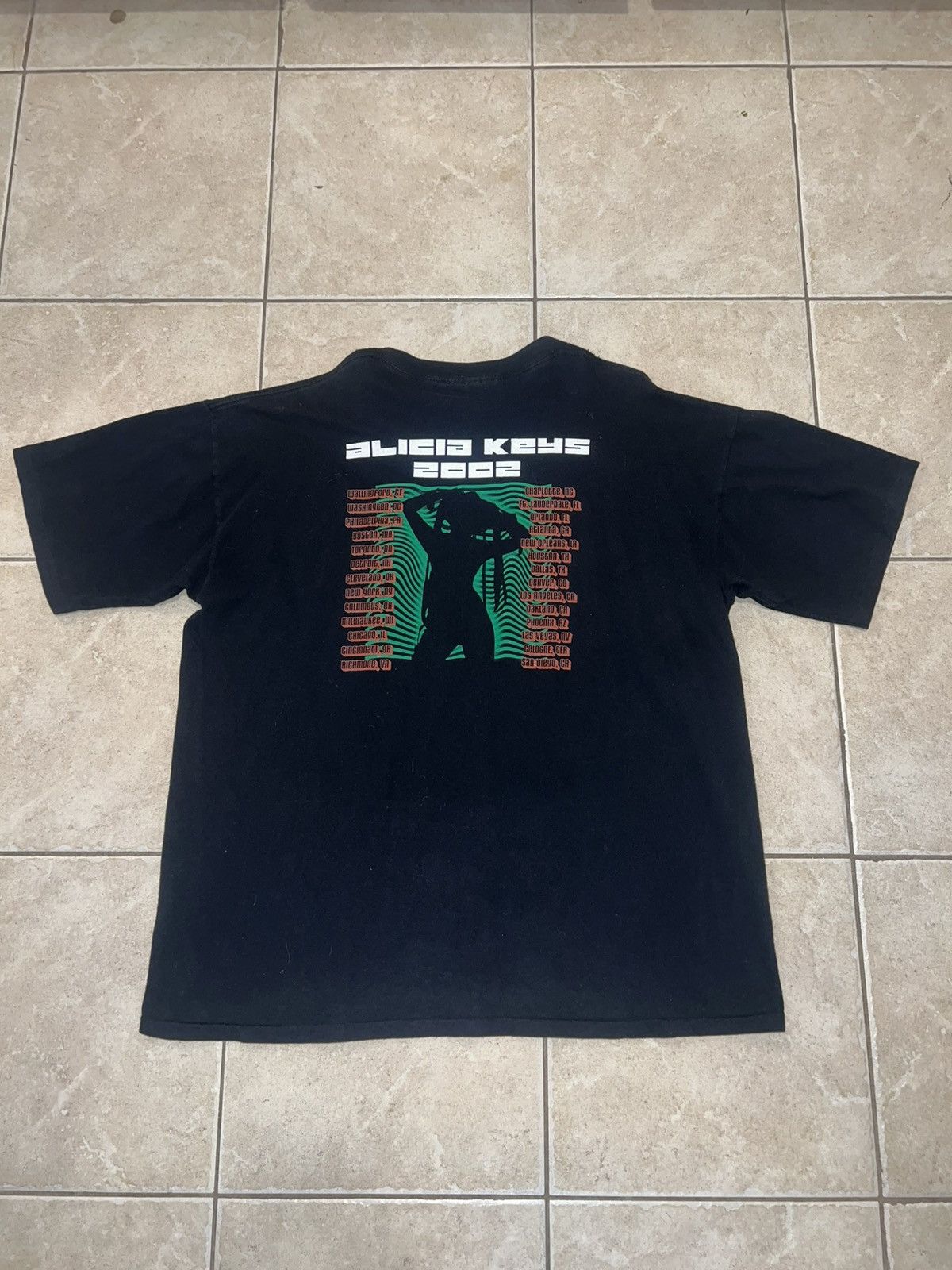 Band Tees Vintage 2002 RARE Alicia Keys Tour Tee Size US XXL / EU 58 / 5 - 3 Thumbnail