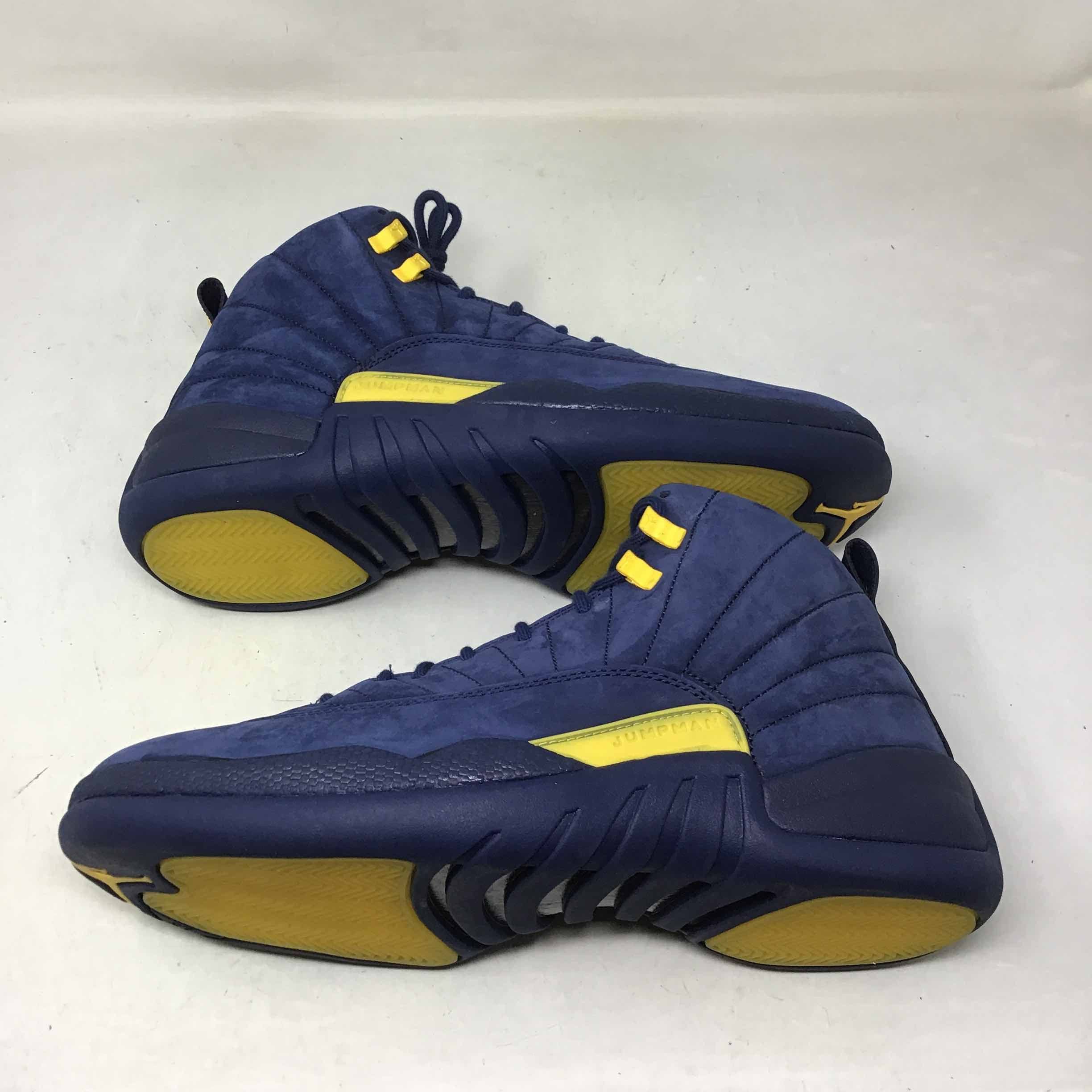 Air Jordan 12 Retro Michigan