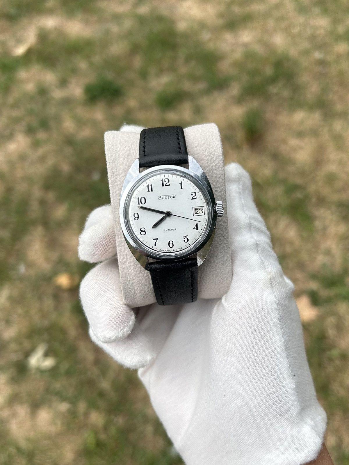 Vintage Vintage Watch Vostok USSR Soviet Mechanical 1980s Size ONE SIZE - 1 Thumbnail