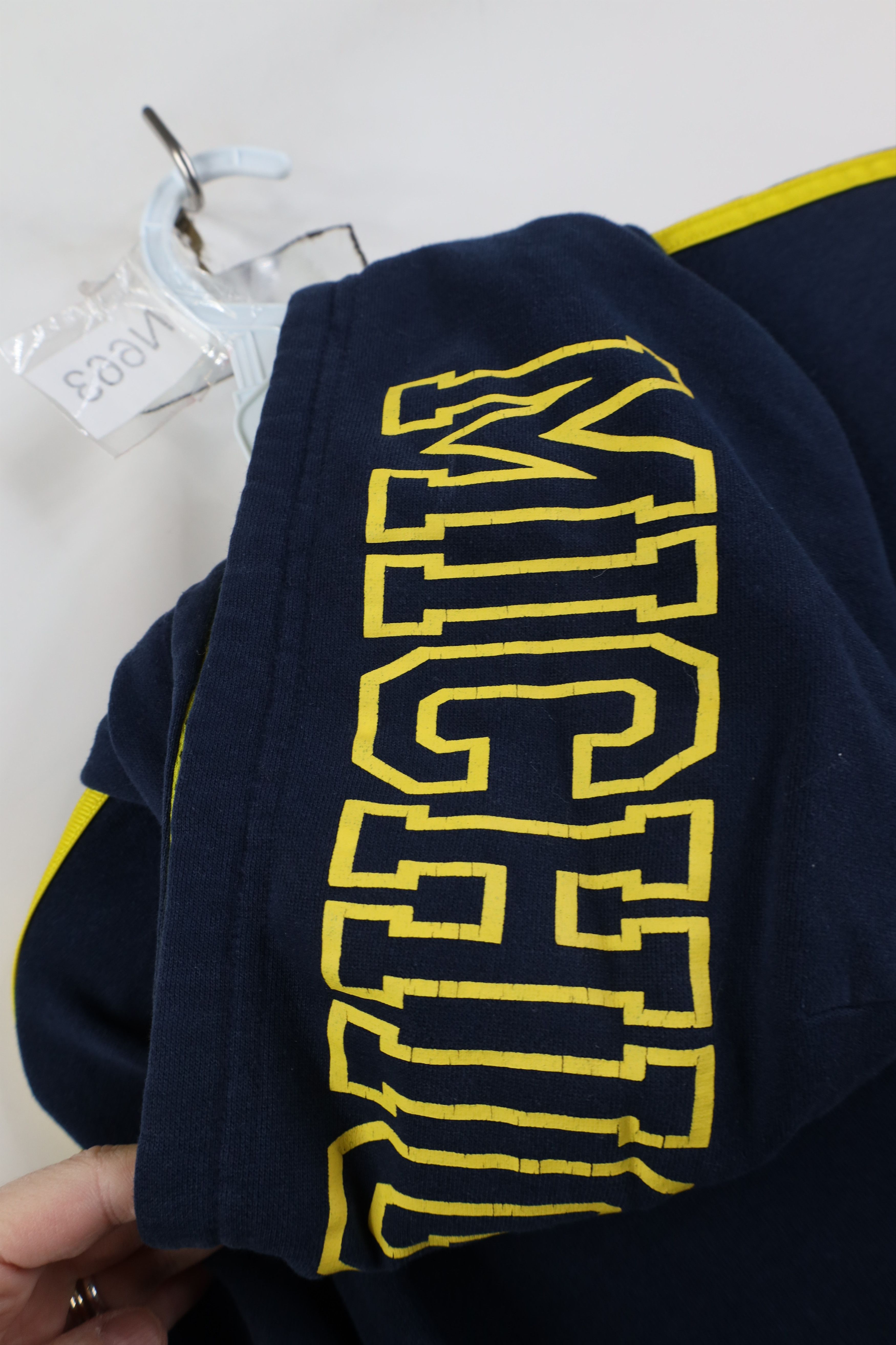 Adidas Vintage Y2K Adidas University of Michigan Hoodie Sweatshirt Size US L / EU 52-54 / 3 - 11 Thumbnail