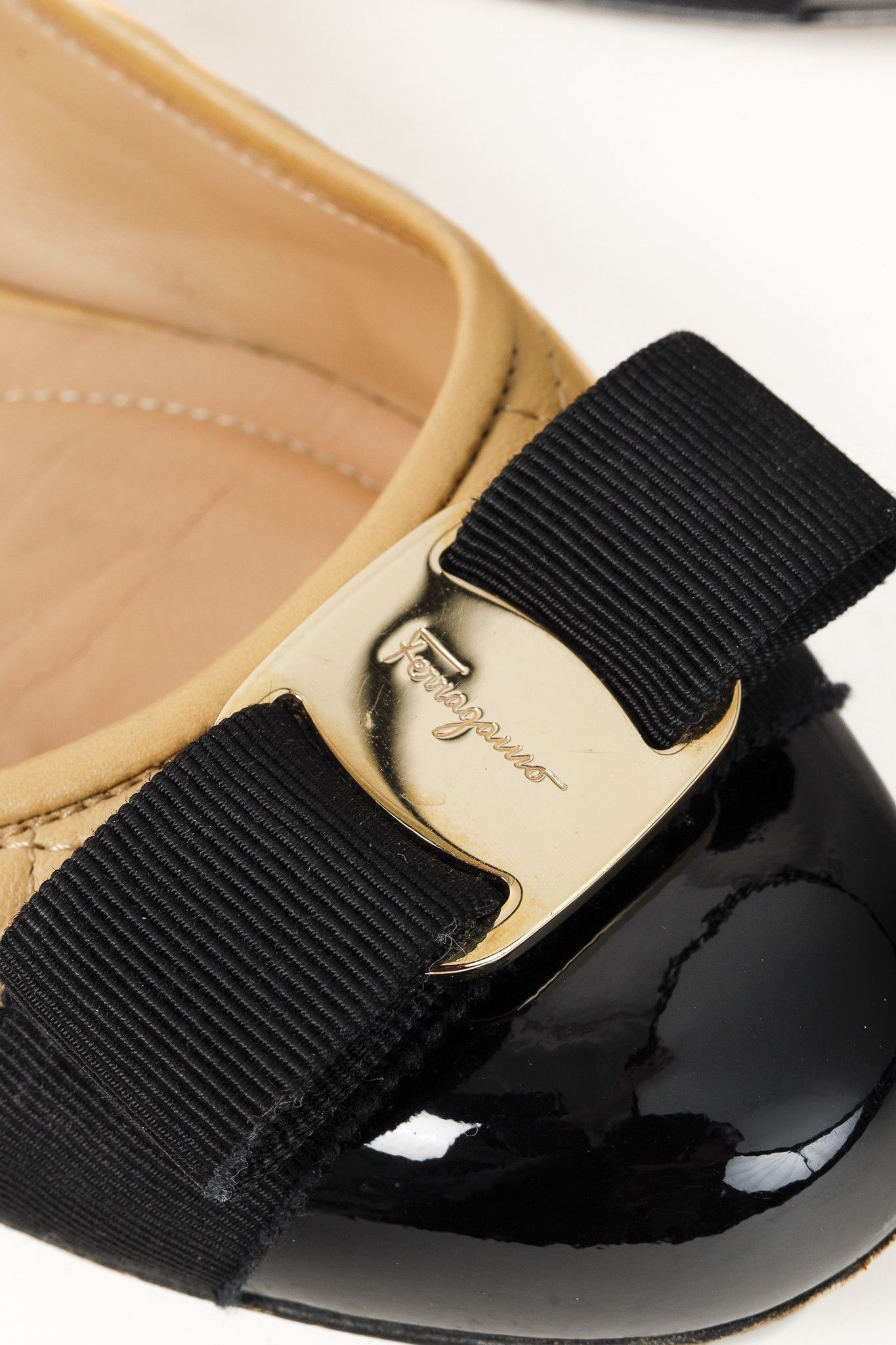 Salvatore Ferragamo Salvatore Ferragamo Varina Q Quilted Leather Bow Flat Size US 7 / IT 37 - 7 Thumbnail