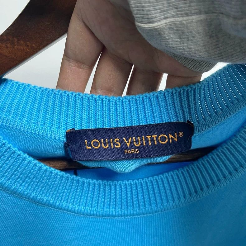Louis Vuitton Louis Vuitton size 4l Pin knit short sleeve 2504-Nextarrow Size US M / EU 48-50 / 2 - 3 Thumbnail