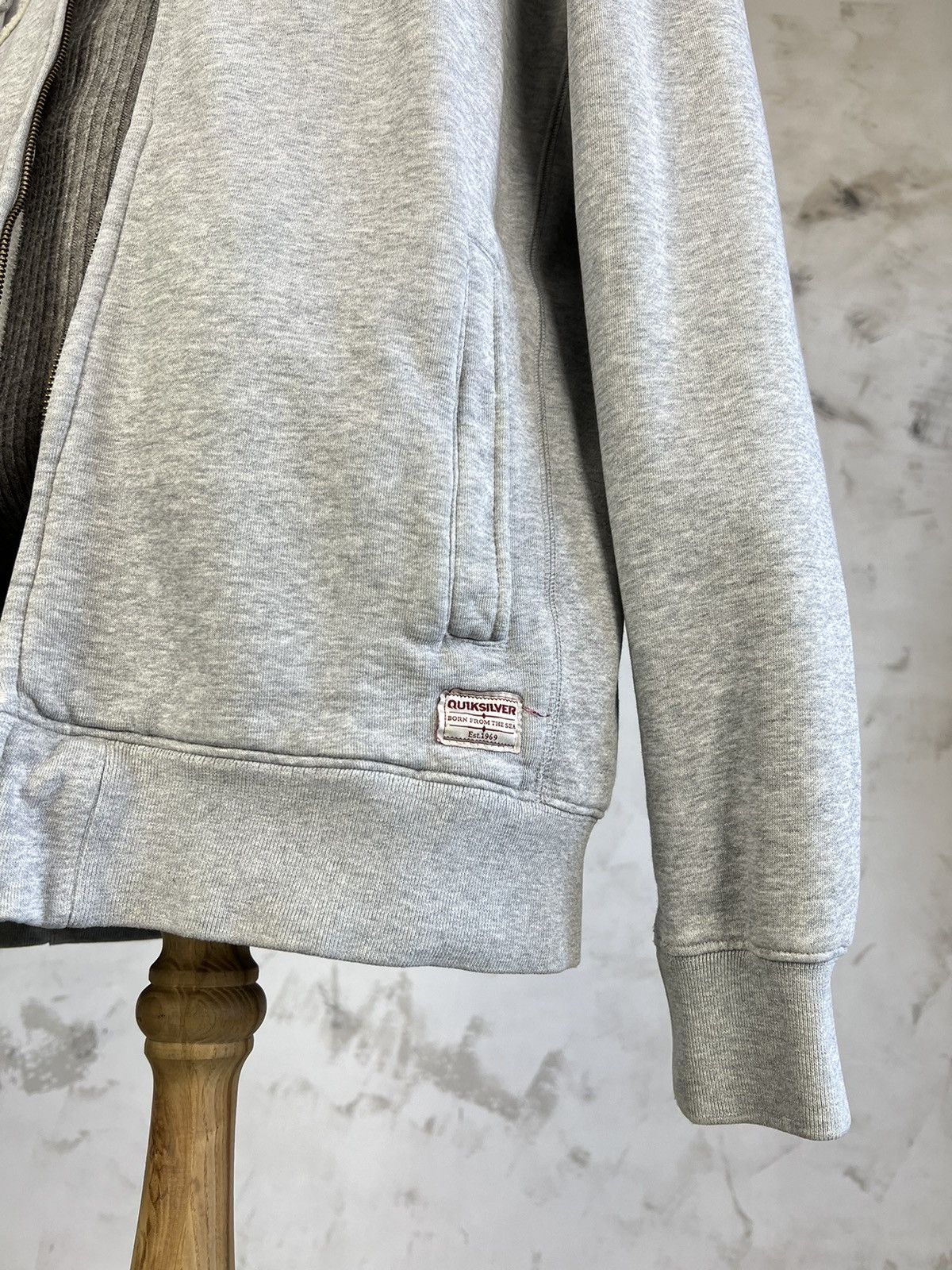 Quiksilver Vintage Quiksilver Hoodie Size L Size US L / EU 52-54 / 3 - 6 Thumbnail