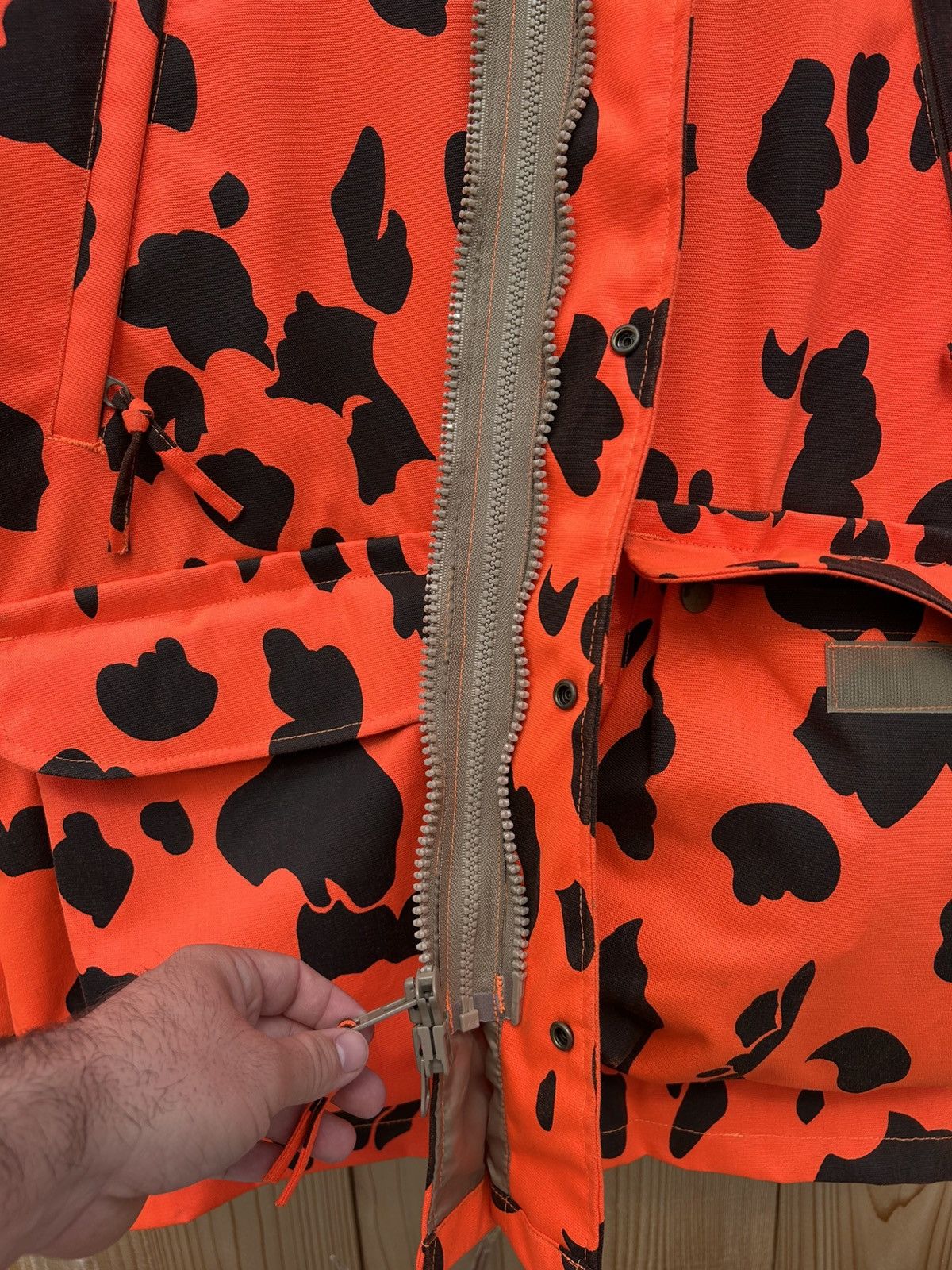 Vintage 90’s Duck Camo Orange/Black Detachable Hood Vintage Coat Size US L / EU 52-54 / 3 - 5 Thumbnail