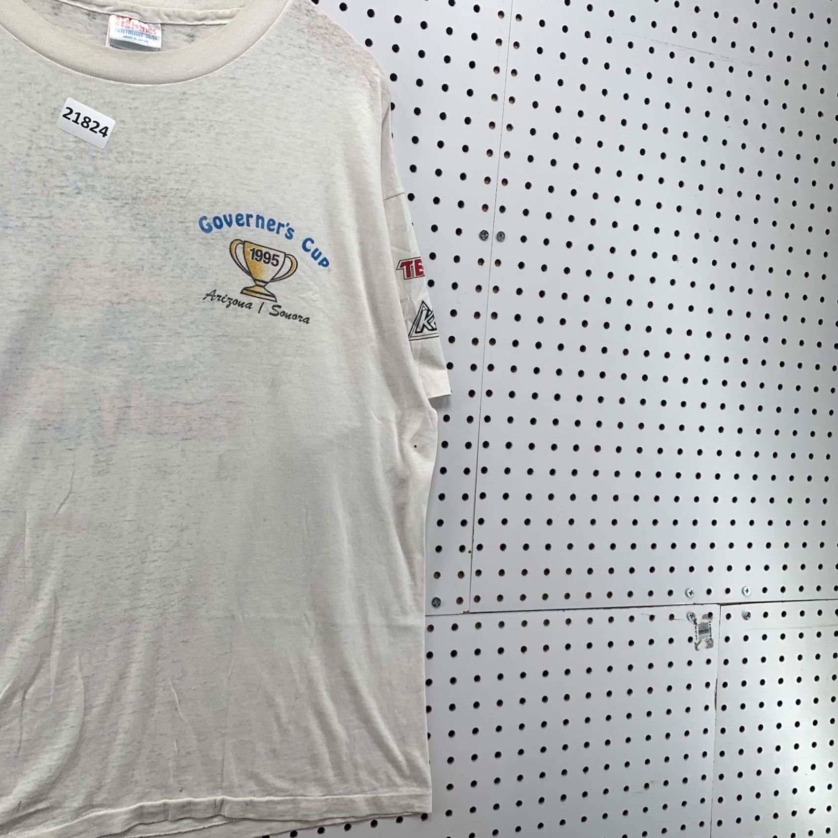 Hanes VINTAGE Governer's Cup White Single Stitch Fiesta On The Beach Mens XL 24x28 Arizona 90s Nike Shirt Mens? Size US XL / EU 56 / 4 - 5 Thumbnail