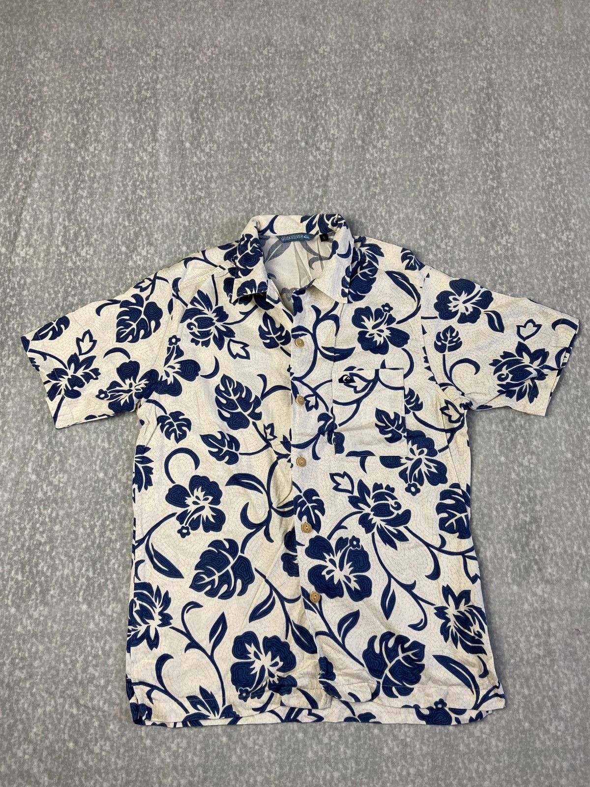 Quiksilver Quiksilver Floral Hawaiian Aloha Shirt Size US S / EU 44-46 / 1 - 1 Thumbnail