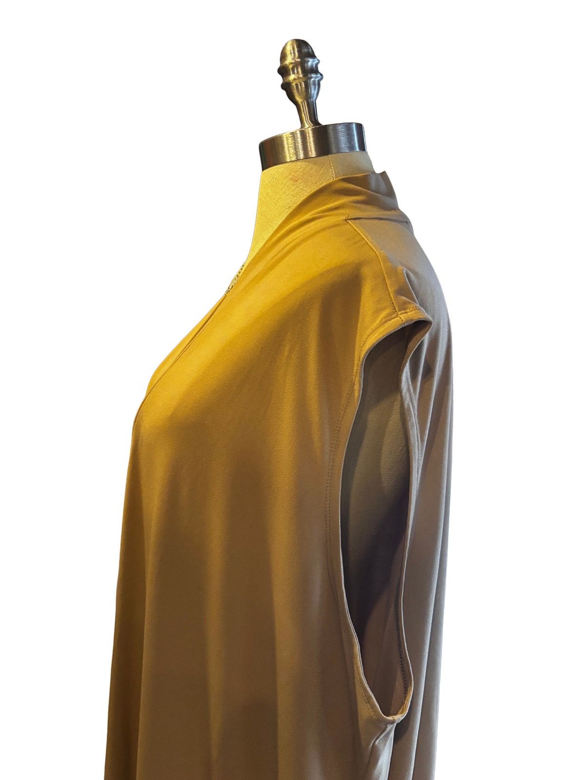 Other Beautiful tan sleeveless Cardigan.wt1225 Size 3XL / US 20-22 - 4 Thumbnail