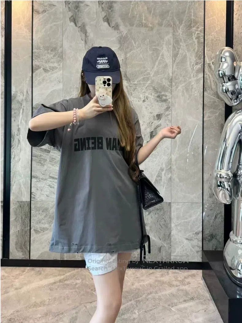 Balenciaga Balenciaga Washed Grey Fissured Letter Logo Slightly Destr Size US XL / EU 56 / 4 - 9 Thumbnail