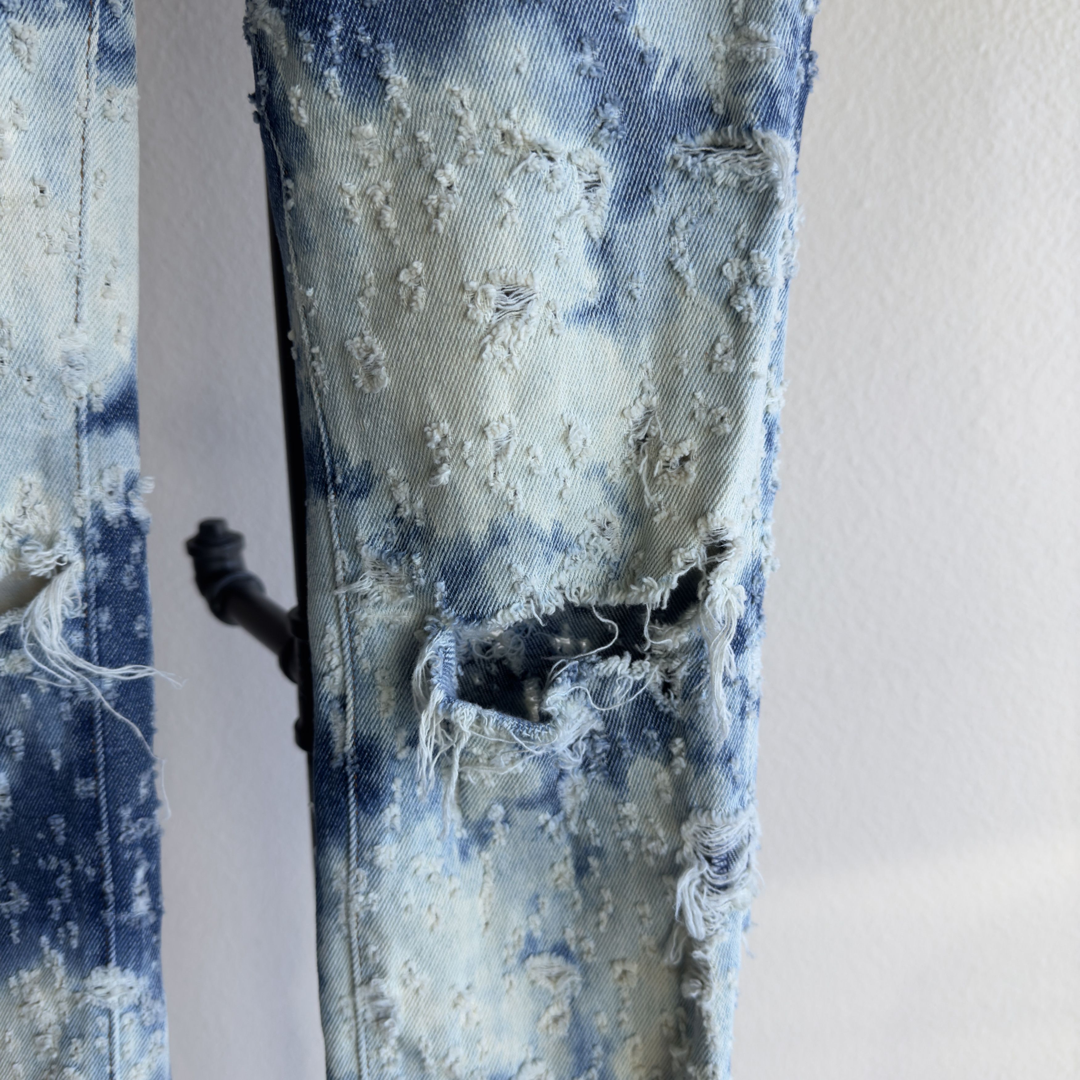Alexander Wang Alexander Wang Distressed Skinny Jeans Size 26" / US 2 / IT 38 - 2 Thumbnail