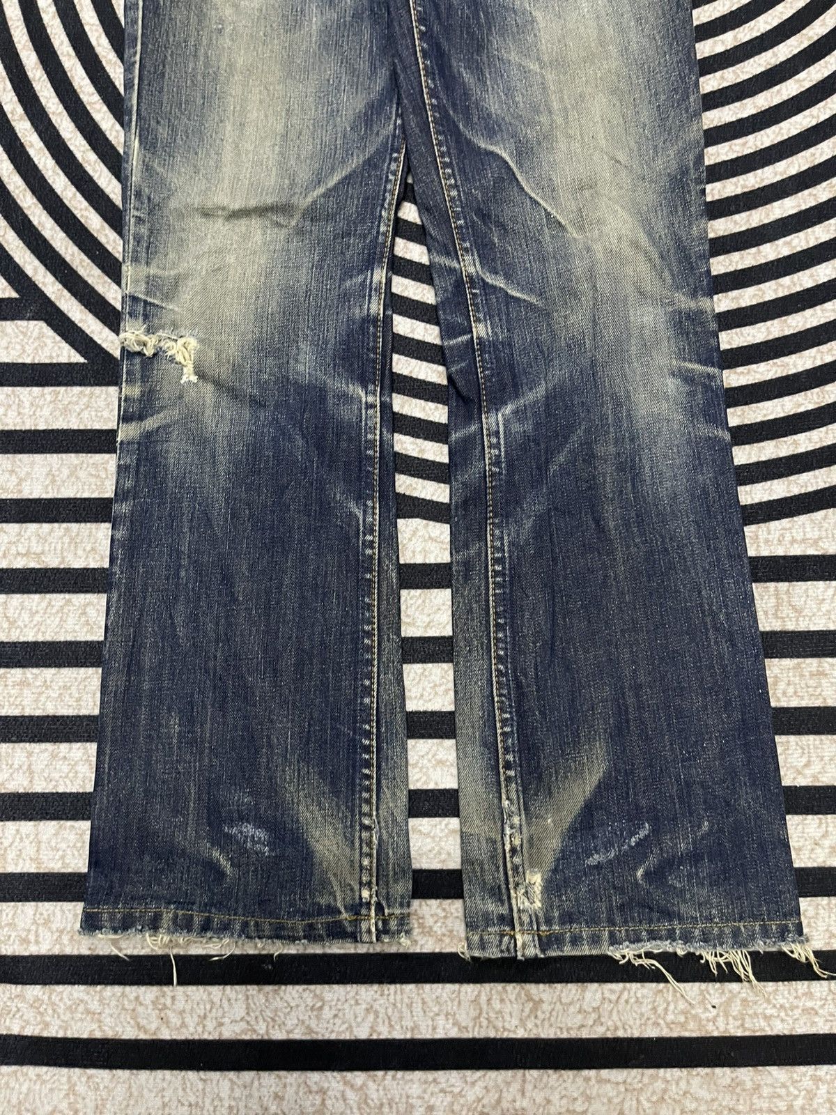 Levi's Vintage Clothing VINTAGE 90s LEVIS WASHABLE DISTRESSED JEANS NICE DESIGN Size 28" / US 6 / IT 42 - 4 Thumbnail