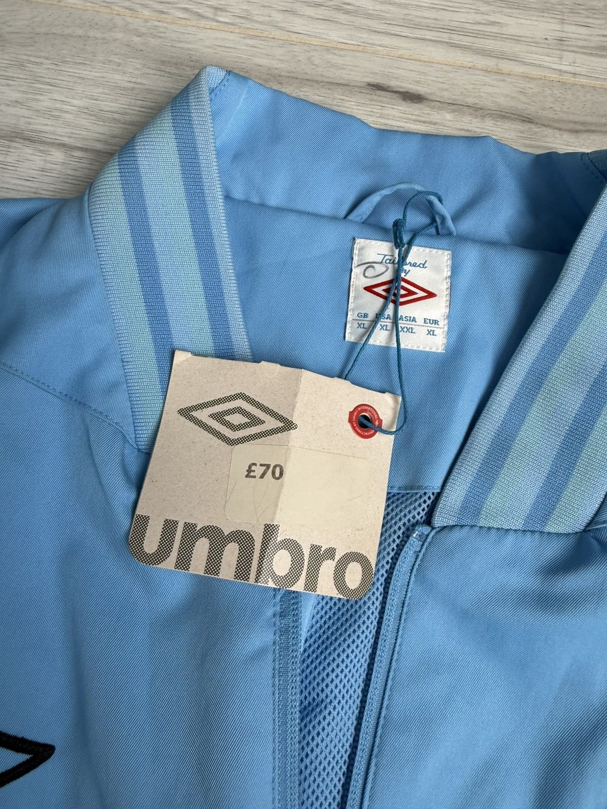 Umbro Vintage Soccer Jersey Jacket Umbro Manchester City Size US XL / EU 56 / 4 - 4 Thumbnail