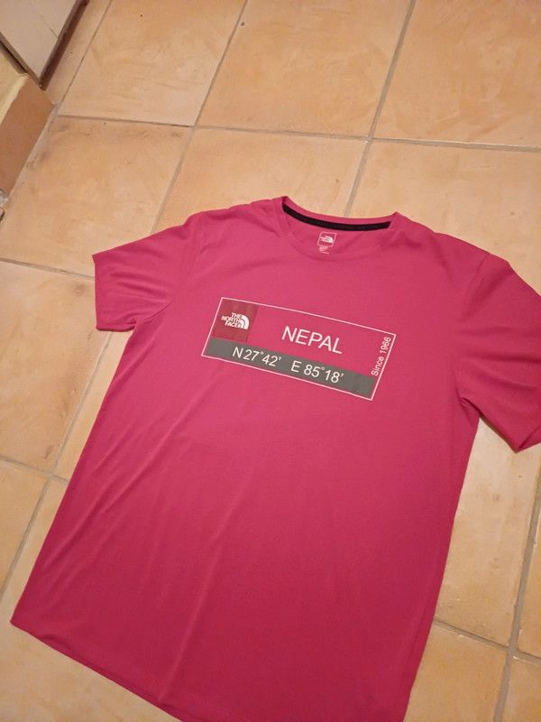 The North Face The North Face men's T-shirt Size US M / EU 48-50 / 2 - 2 Thumbnail
