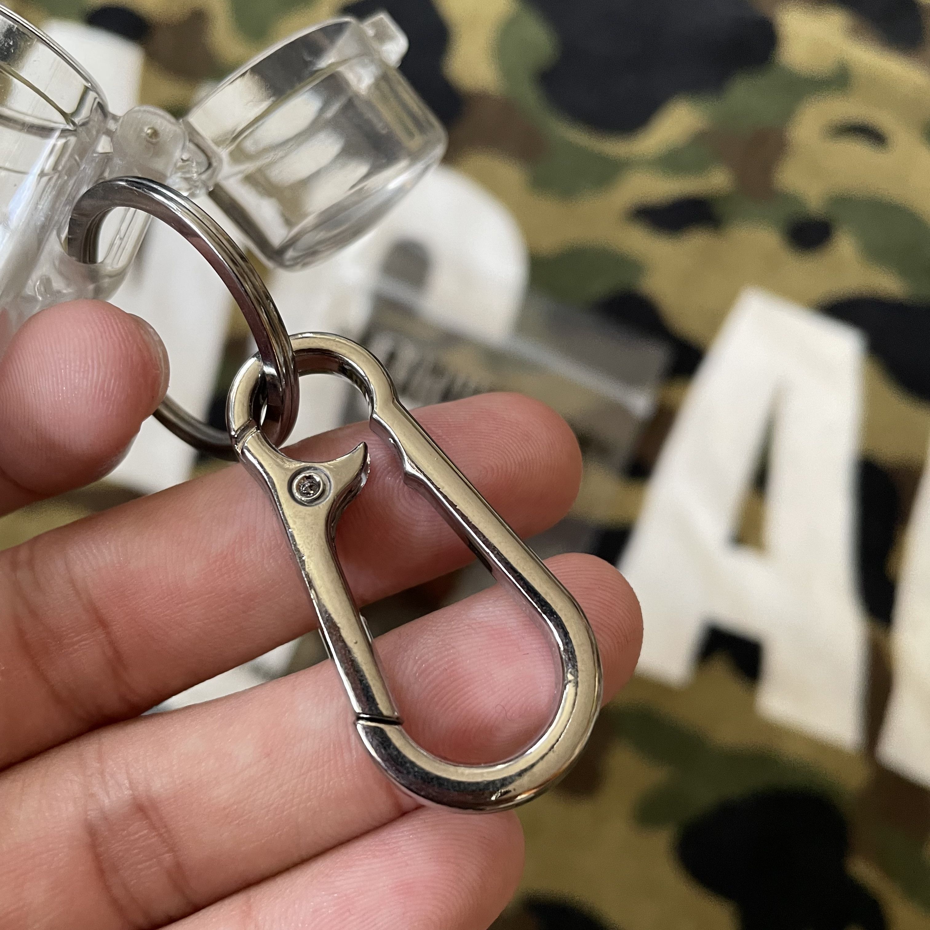 Bape CLEAR NEON CAMO LIGHTER CASE KEYCHAIN Size ONE SIZE - 7 Thumbnail
