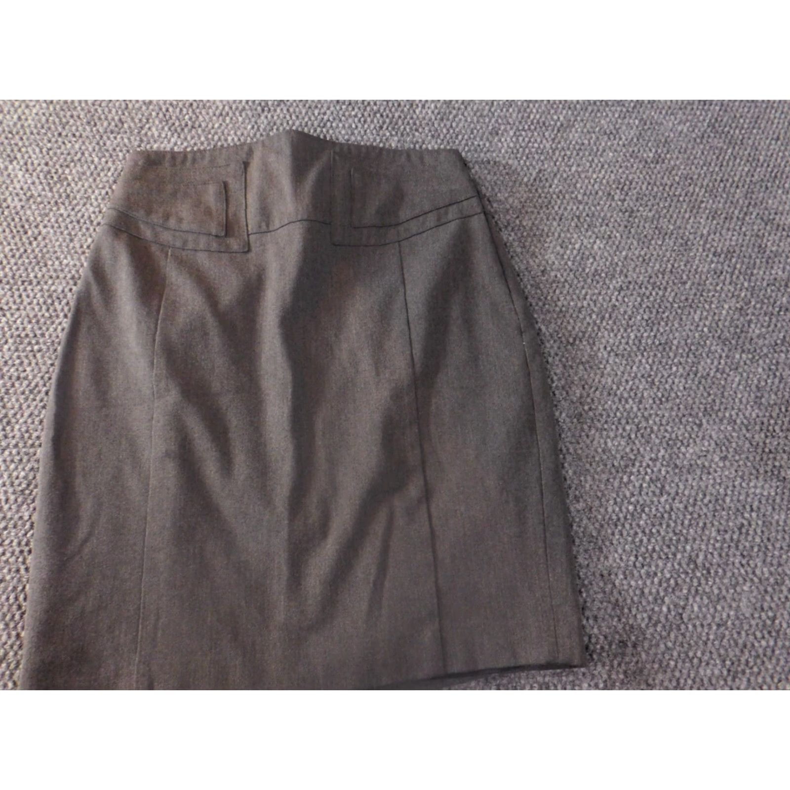 Express Express Skirt Women 4 Gray A-Line Casual Zip Knee Length Knit Zipper Lined Regular Polyester Size 27" / US 4 / IT 40 - 3 Thumbnail