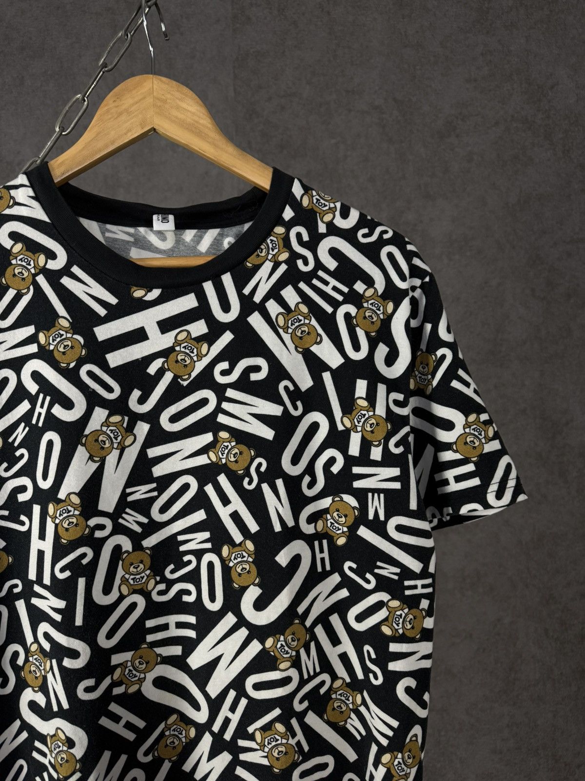 Moschino Moschino Toy luxury designer monogram tee Size US M / EU 48-50 / 2 - 2 Thumbnail