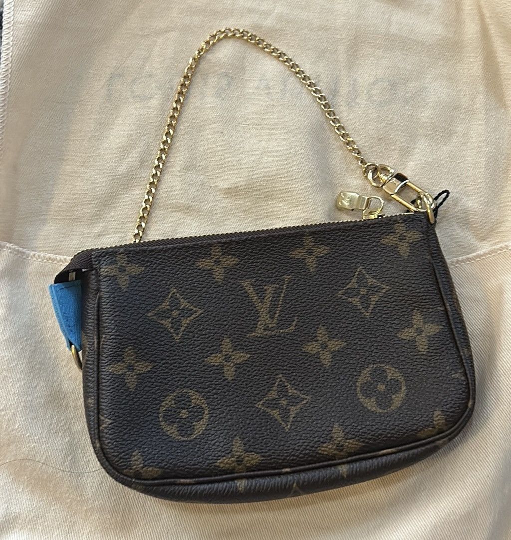Louis Vuitton Louis Vuitton Mini Pochette Accessories Pouch Vivienne Tokyo Size ONE SIZE - 3 Thumbnail