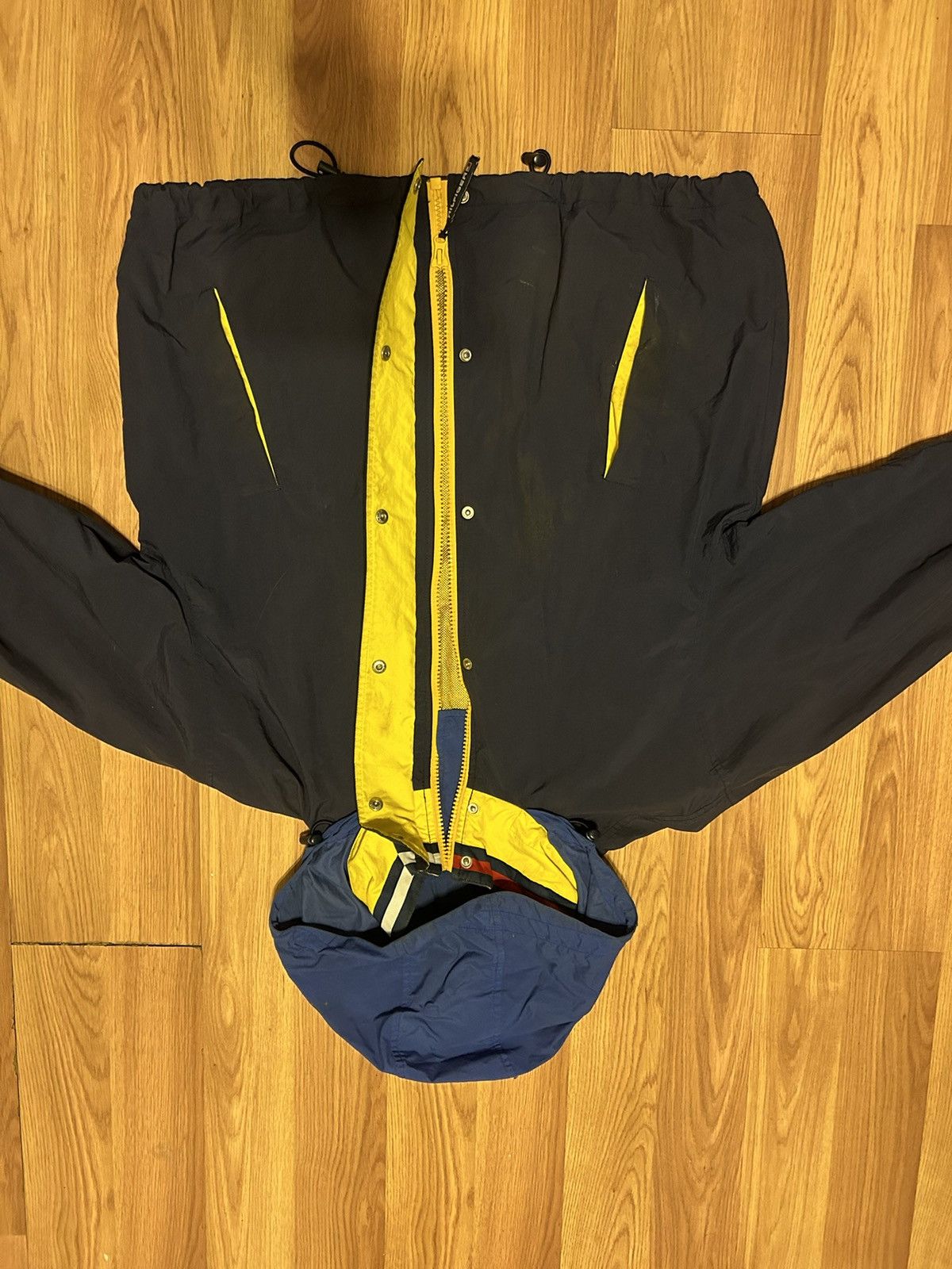 Tommy Hilfiger Tommy Hilfiger Light Jacket Outdoor Size Medium Size US M / EU 48-50 / 2 - 3 Thumbnail