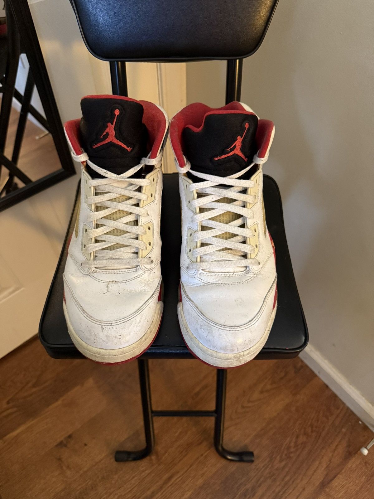 Jordan Brand × Nike Jordan 5 Retro Fire Red Black Tongue (2013) Size US 10.5 / EU 43-44 - 2 Thumbnail