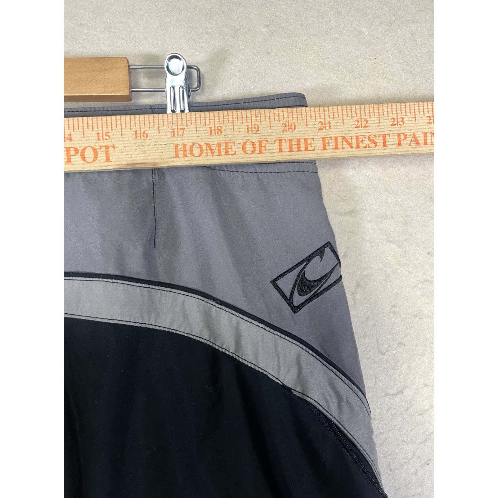 O'Neill O’Neill Men’s Swim Trunks Board Shorts Size 40 Black Striped Beach Surf Swimwear Mens Size US 40 / EU 56 - 3 Thumbnail