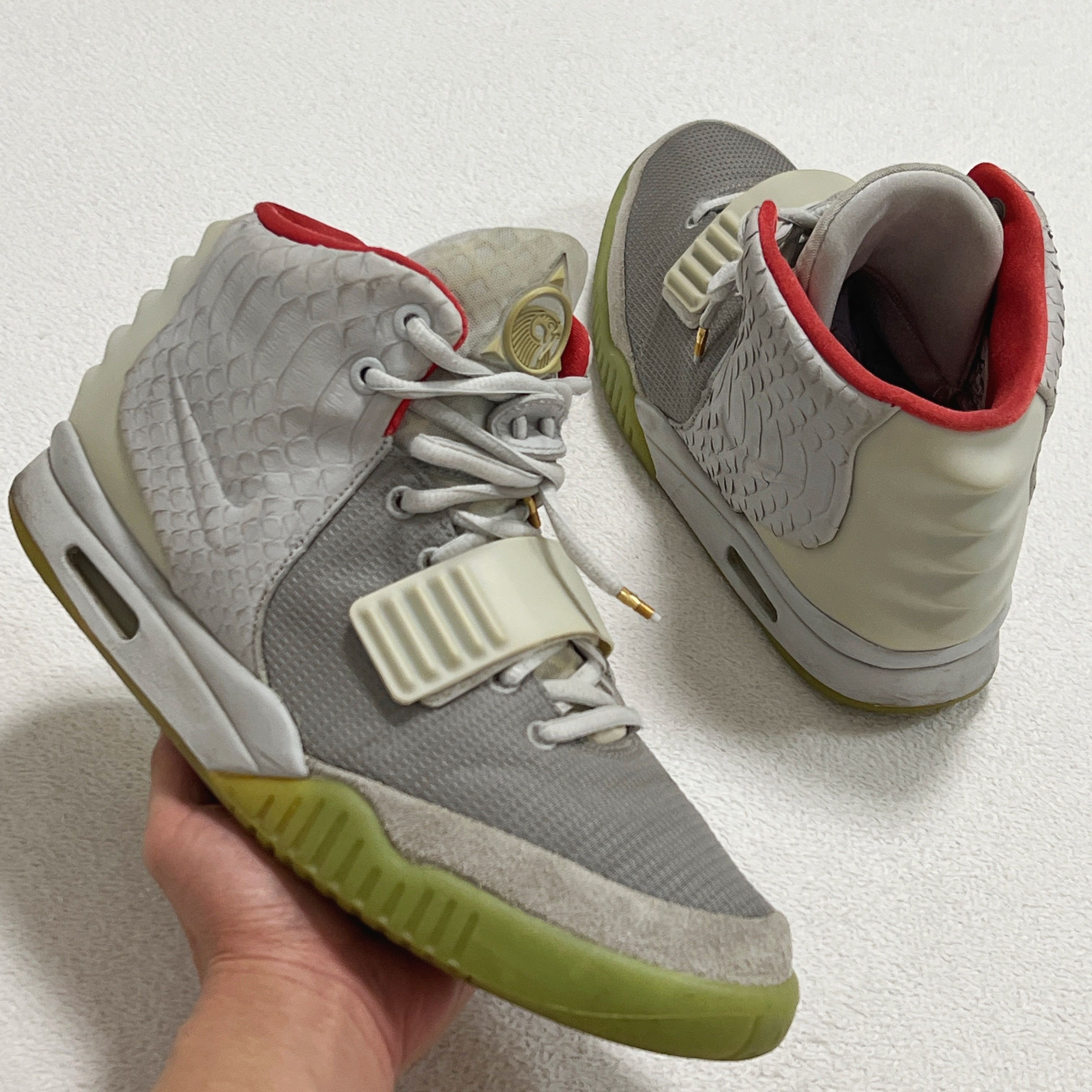 Nike Nike Air Yeezy 2 Pure Platinum (508214-010) Size US 10 / EU 43 - 3 Thumbnail