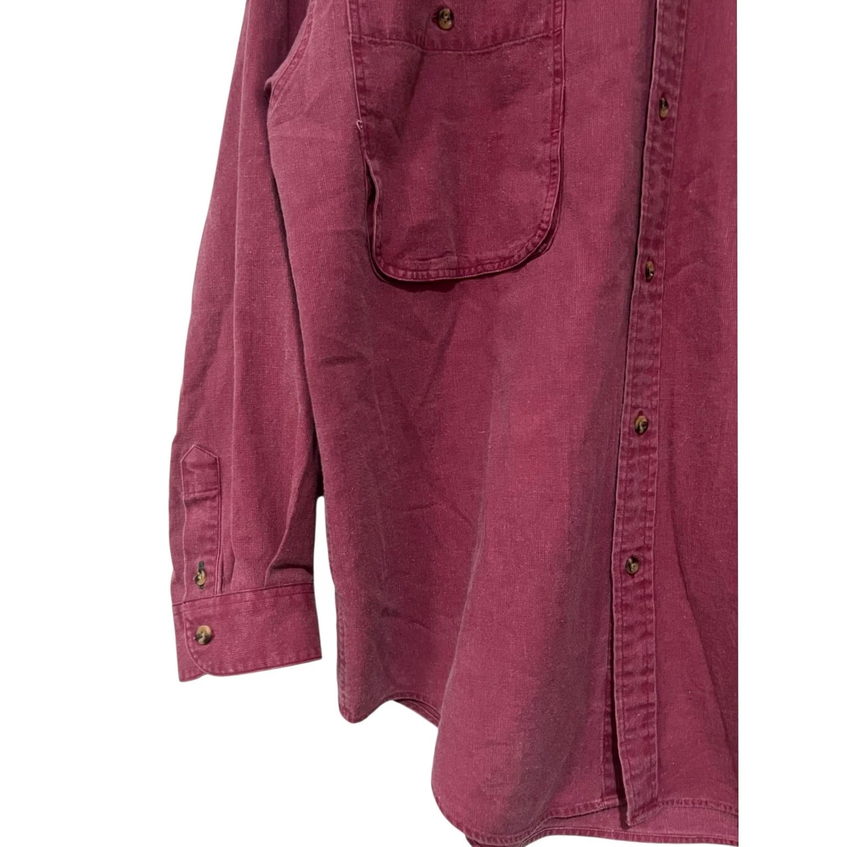 Tommy Hilfiger Tommy Hilfiger Vintage Mens L Shirt Button Up Embroidered Crest Pockets Red Size US L / EU 52-54 / 3 - 4 Thumbnail