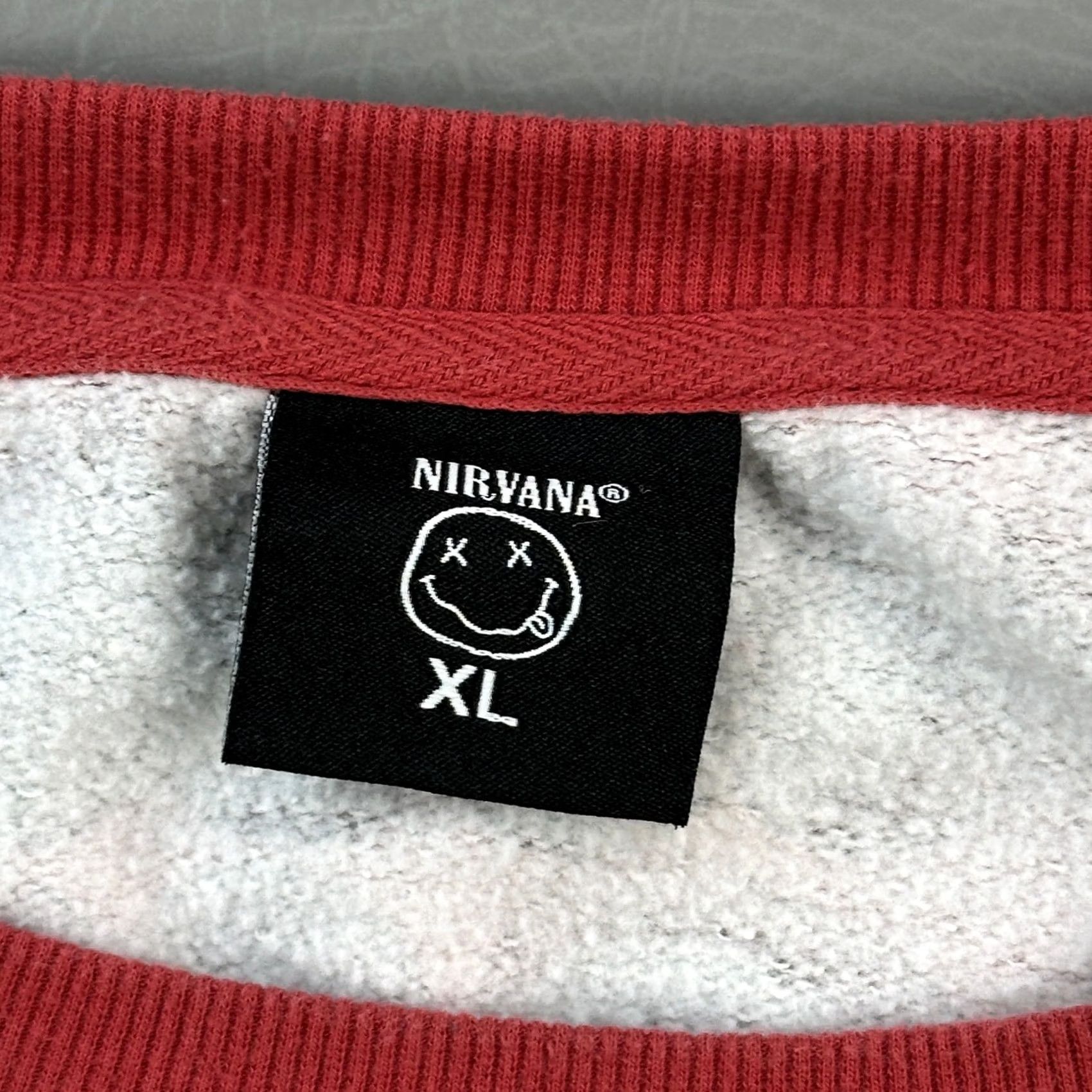 Gloverall Nirvana Sweatshirt Women's XL Heart Shaped Box Oversized All Over Print Pullover Size XL / US 12-14 / IT 48-50 - 5 Thumbnail