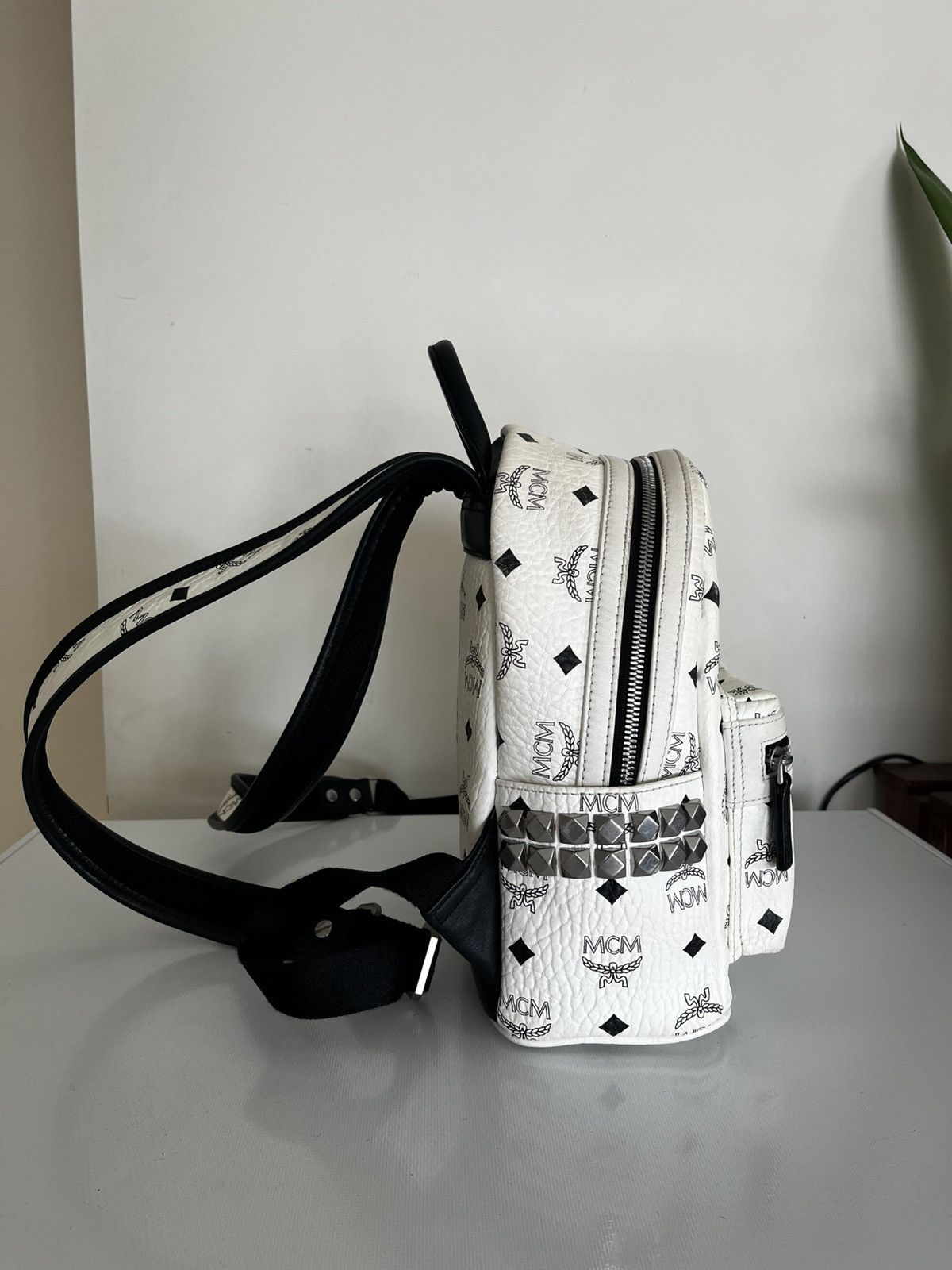 MCM Authentic MCM Stark Visetos Studs Small Backpack | White Size ONE SIZE - 8 Thumbnail