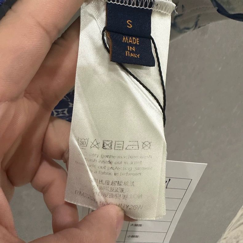 Louis Vuitton Louis Vuitton Tie-dyed short sleeves with cashew flower sh Size US S / EU 44-46 / 1 - 5 Thumbnail