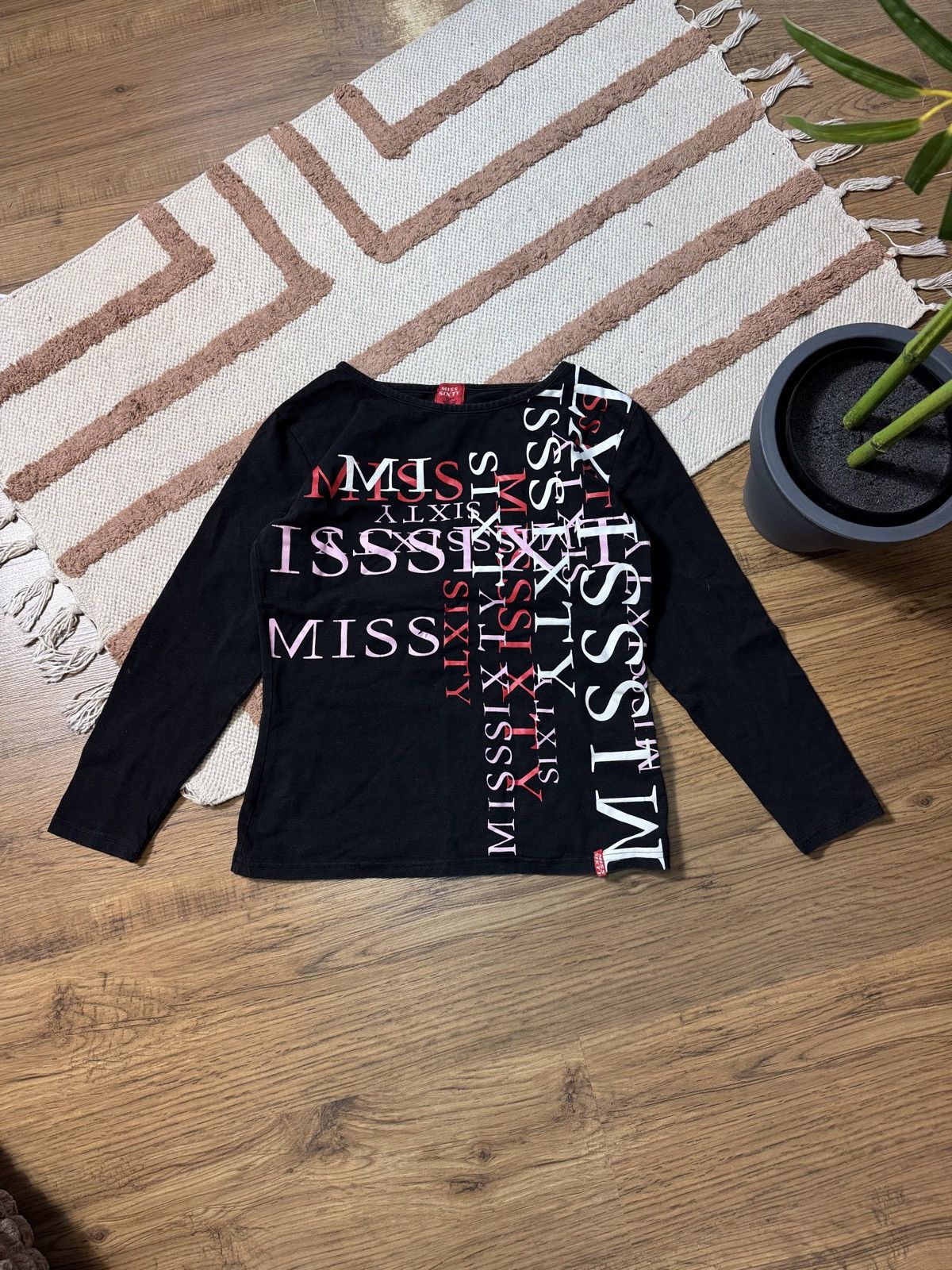 Miss Sixty VINTAGE MISS SIXTY 2000s 3/4 LONG SLEEVE Size S / US 4 / IT 40 - 2 Thumbnail