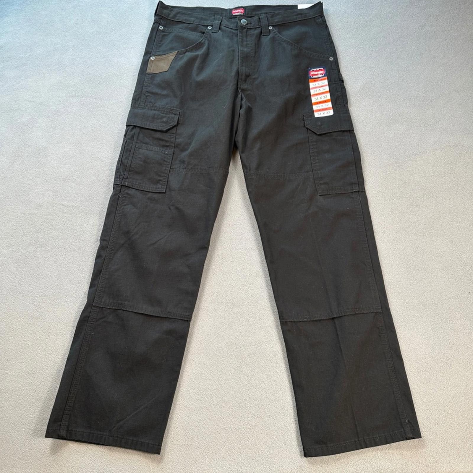 Wrangler Wrangler Workwear Cargo Pants Mens 34x32 Black Ranger Size US 34 / EU 50 - 1 Thumbnail