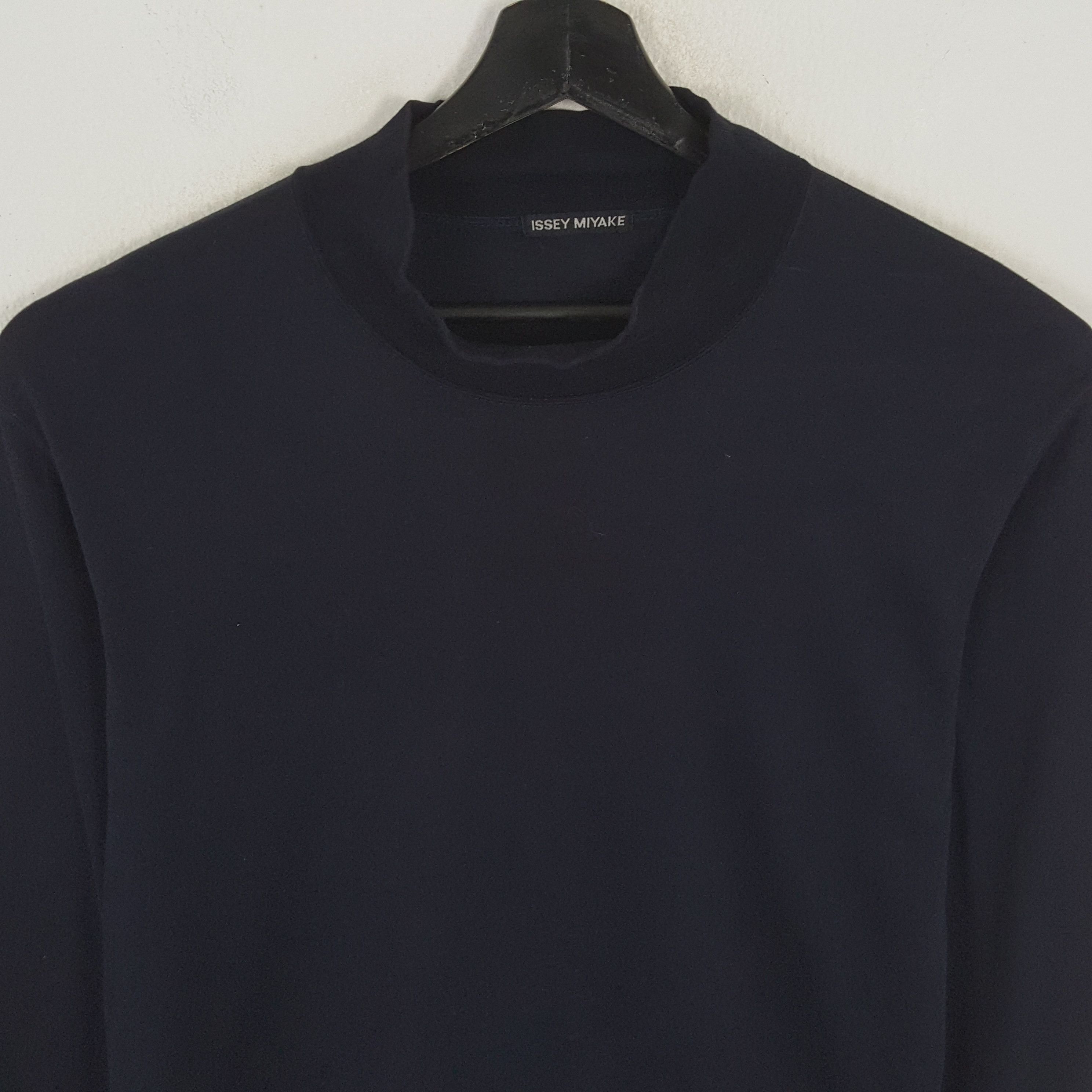 Issey Miyake × Japanese Brand × Vintage ISSEY MIYAKE Japanese Fashion Designer Longslevee Tshirt Size US L / EU 52-54 / 3 - 2 Thumbnail