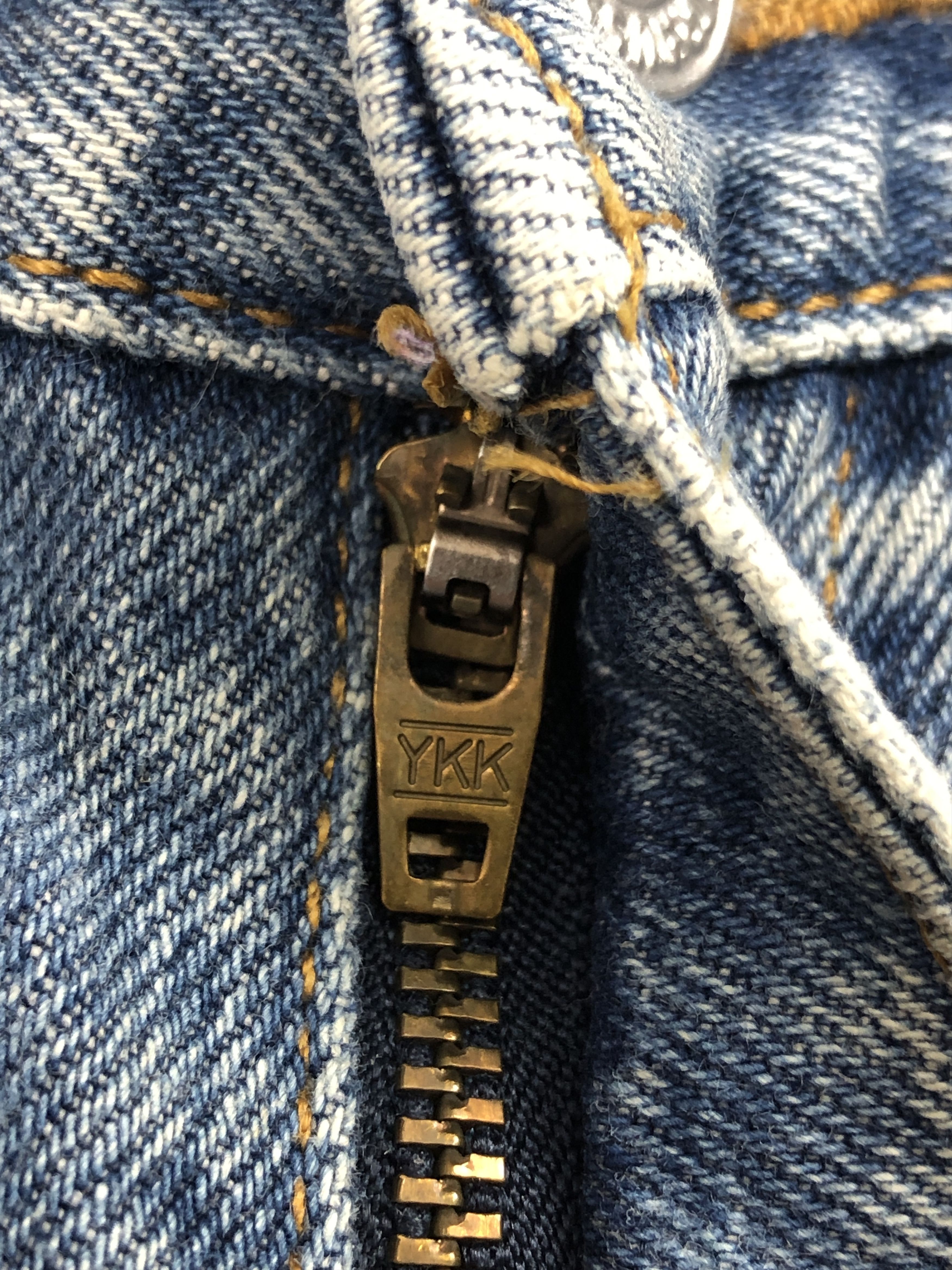 Levi's × Vintage 90s Vintage Levis 550 Light Washed Jeans DP2450 Size US 36 / EU 52 - 11 Thumbnail