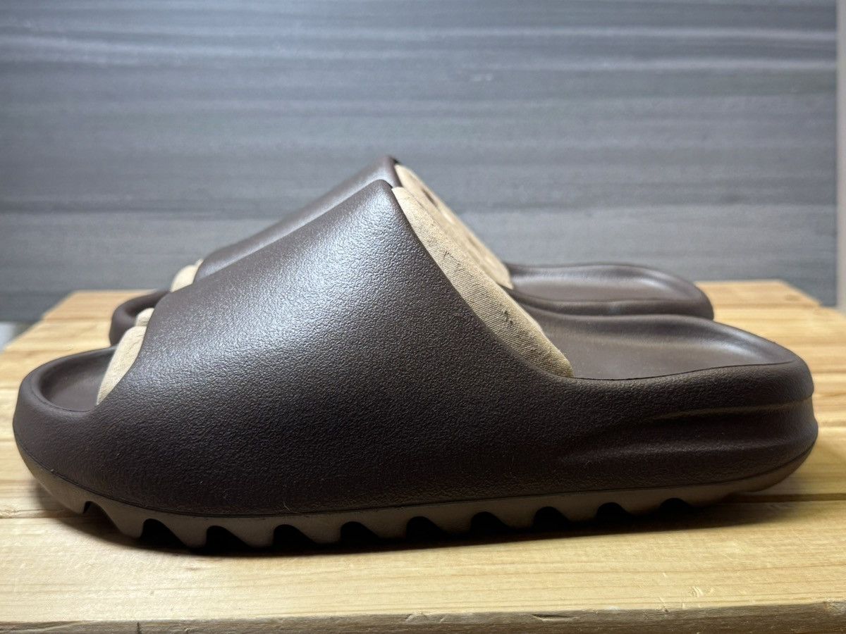 Yeezy Yeezy YZY YS-01 Chocolate Slide Brand New Sizes 9-10 Size US 9 / EU 42 - 1 Thumbnail