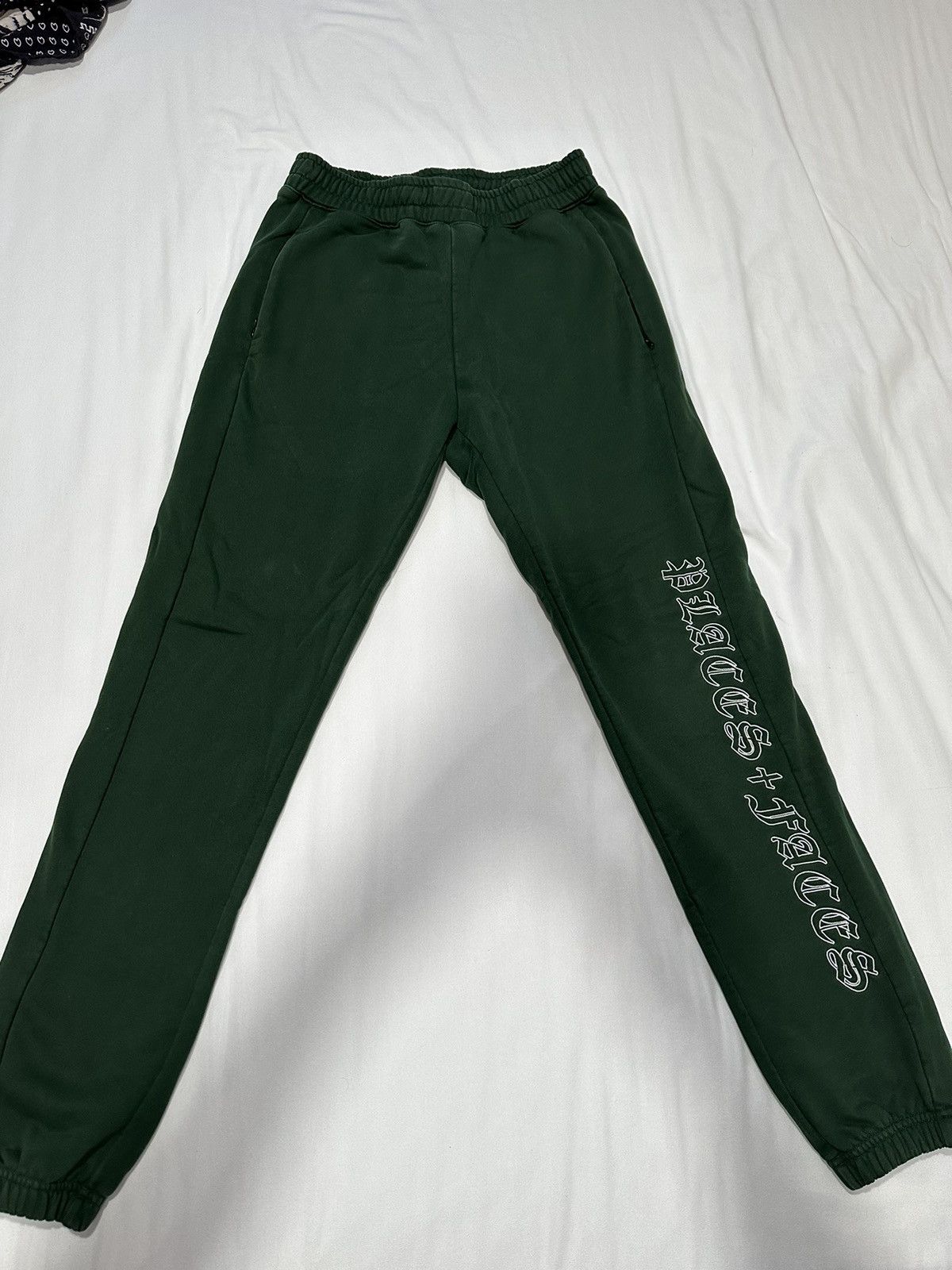 Places + Faces Places + Faces Sweatpants size small Size US 30 / EU 46 - 1 Thumbnail