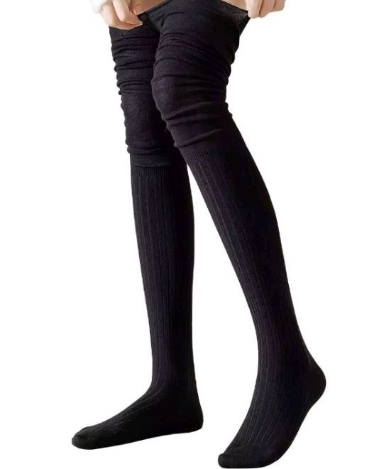 Societe Anonyme Women's cable knit thigh high boot socks Size ONE SIZE - 2 Thumbnail