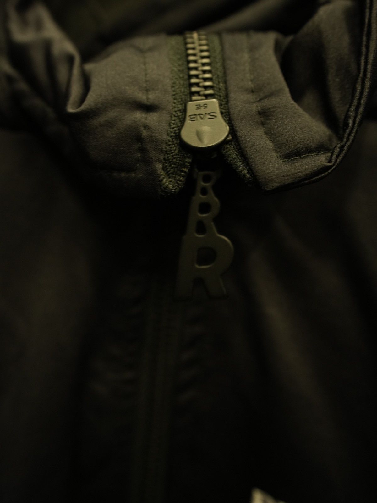 RRR-123 RRR123 Embroidered Logo Nylon Zip Up Jacket Size US S / EU 44-46 / 1 - 7 Thumbnail