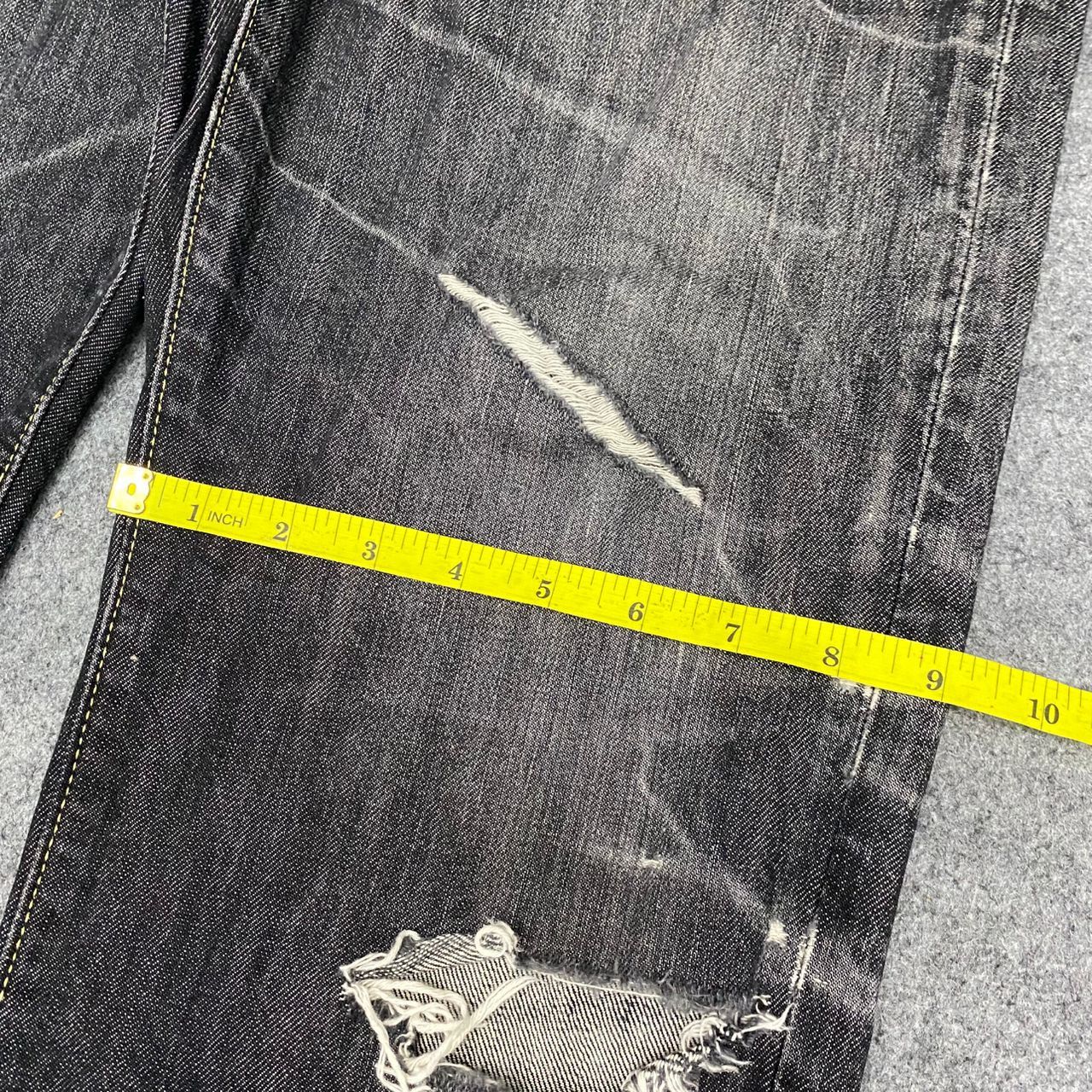 Japanese Brand 💥Best Offer💥Vintage Uniqlo Jeans Distressed Denim Size US 35 - 8 Thumbnail