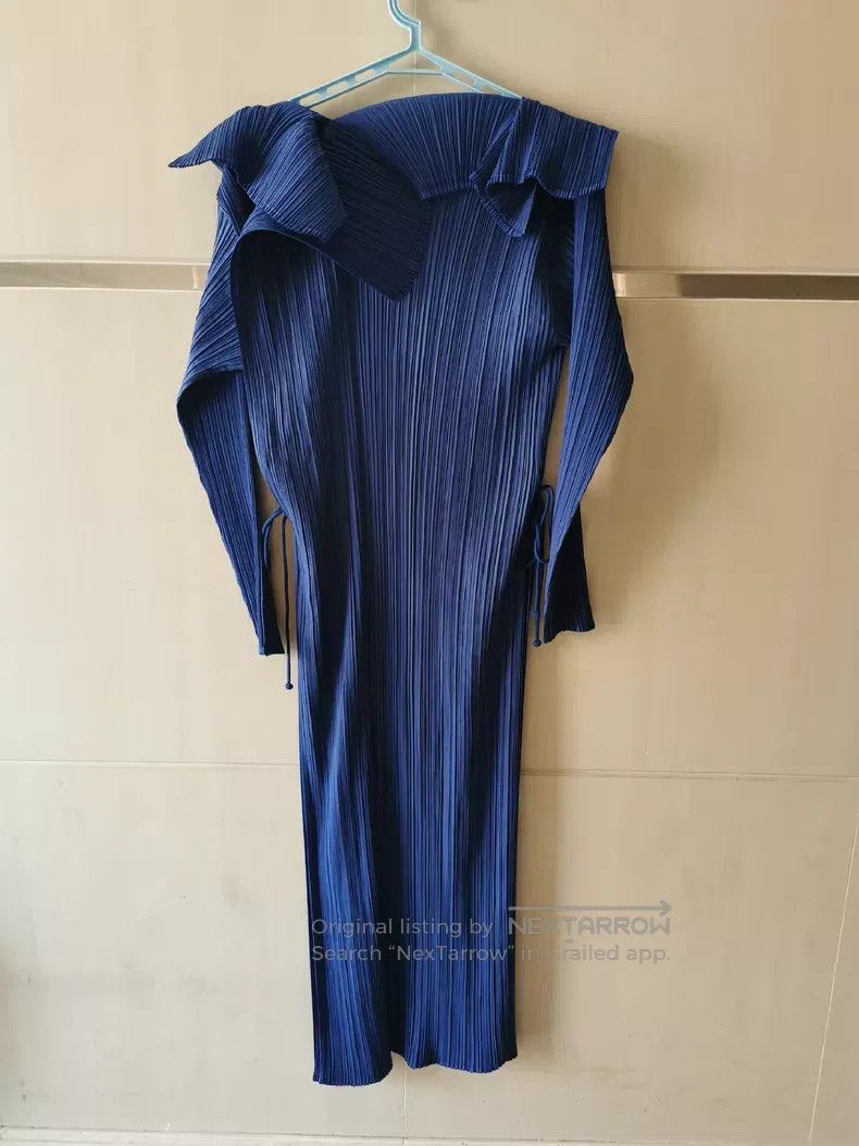 Issey Miyake Issey Miyake Irregular Petal Dress Size S / US 4 / IT 40 - 2 Thumbnail