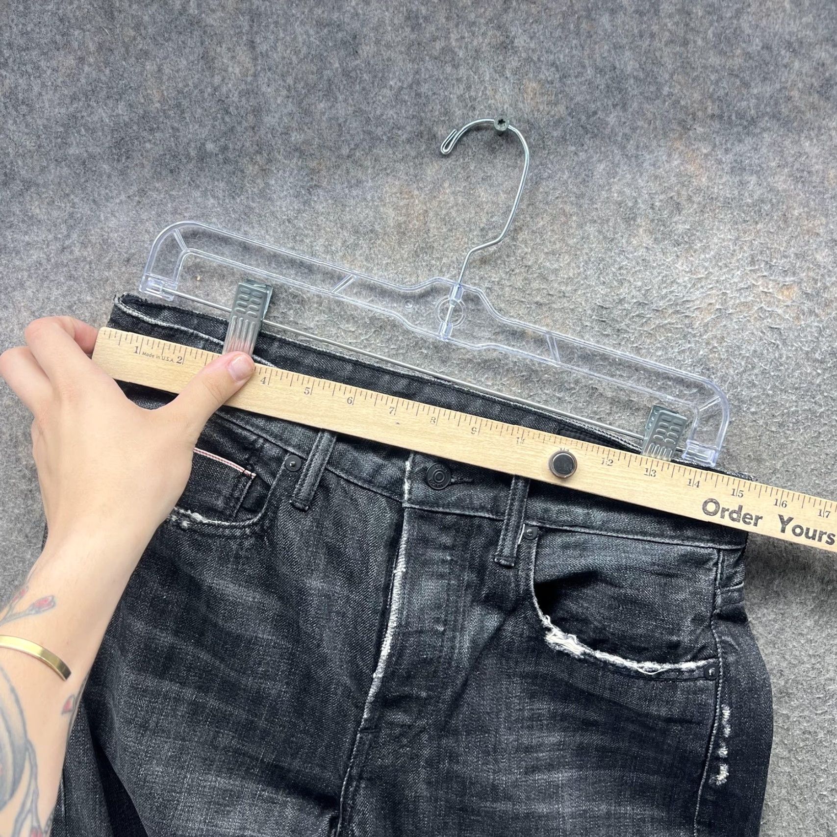 Vince Vince Jeans Womens 26 Gray Charcoal Straight Distressed Raw Hem Denim Jeans Size 26" / US 2 / IT 38 - 7 Thumbnail