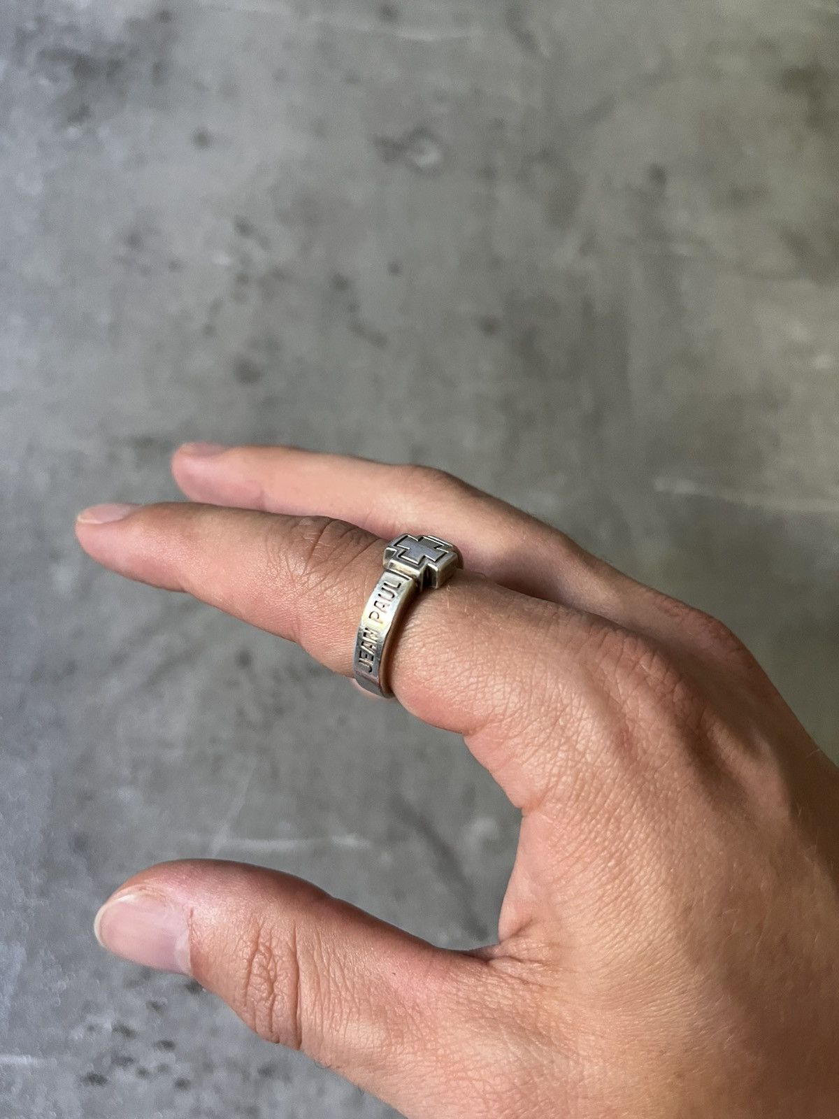 Jean Paul Gaultier Jean Paul Gaultier silver 925 center cross ring rare Size ONE SIZE - 7 Thumbnail