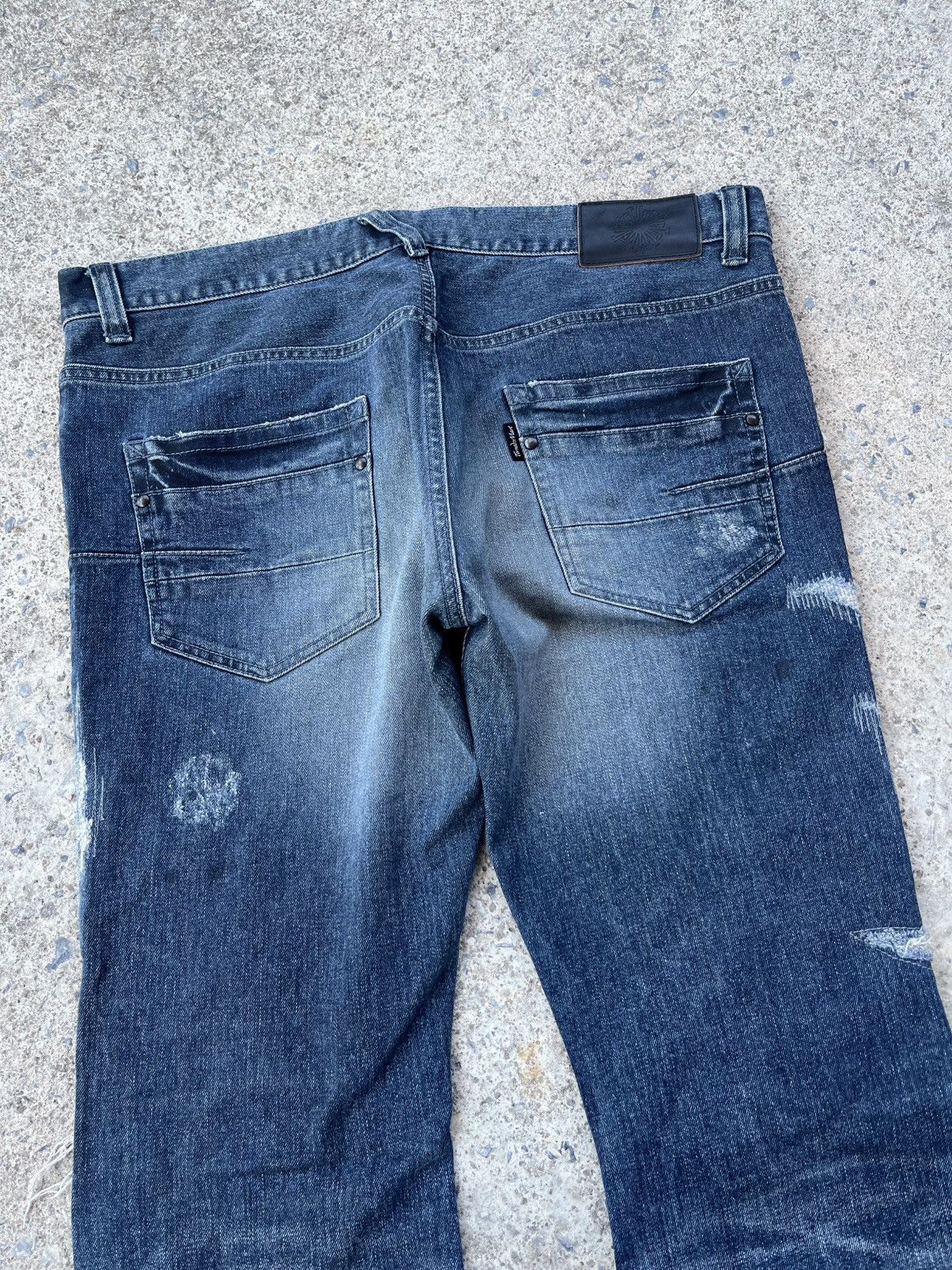 Tornado Mart TORNADO MART DISTRESSED FLARED JEANS Size US 36 / EU 52 - 13 Thumbnail
