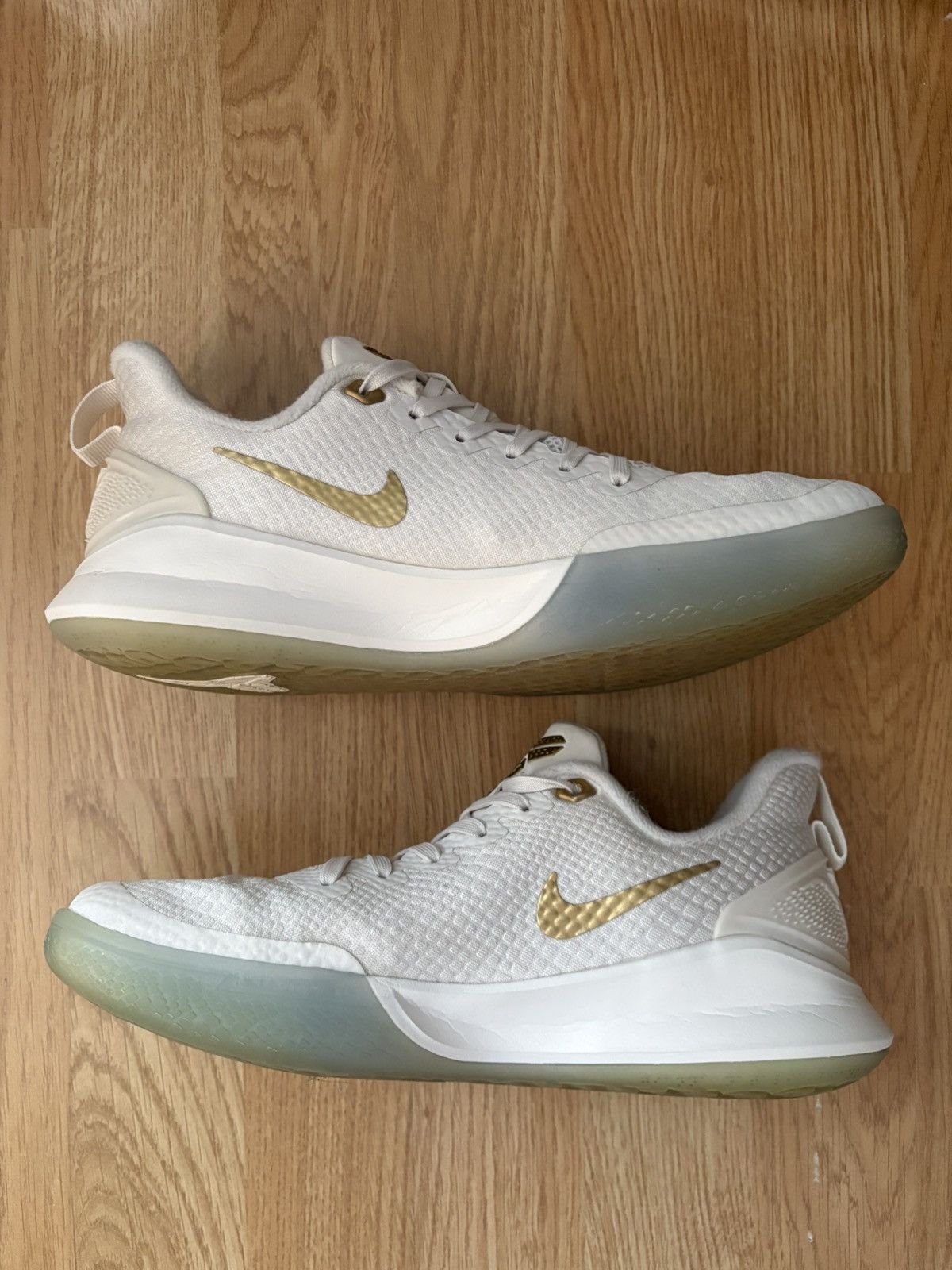 Nike Nike Kobe Mamba Focus Metallic Gold Size US 6 / EU 39 - 3 Thumbnail