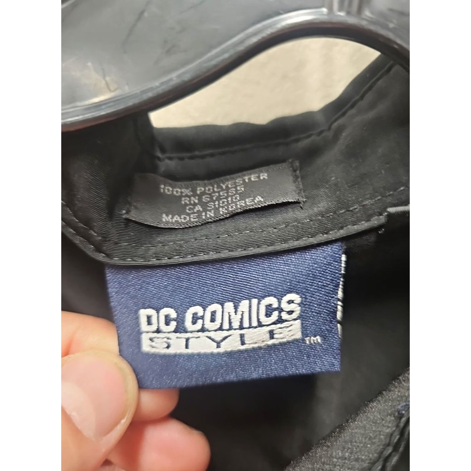 Vintage VINTAGE DC Comic All Over Print Super Heroes Button-Up Shirt XL Men Black Short Sleeve Size US XL / EU 56 / 4 - 2 Thumbnail