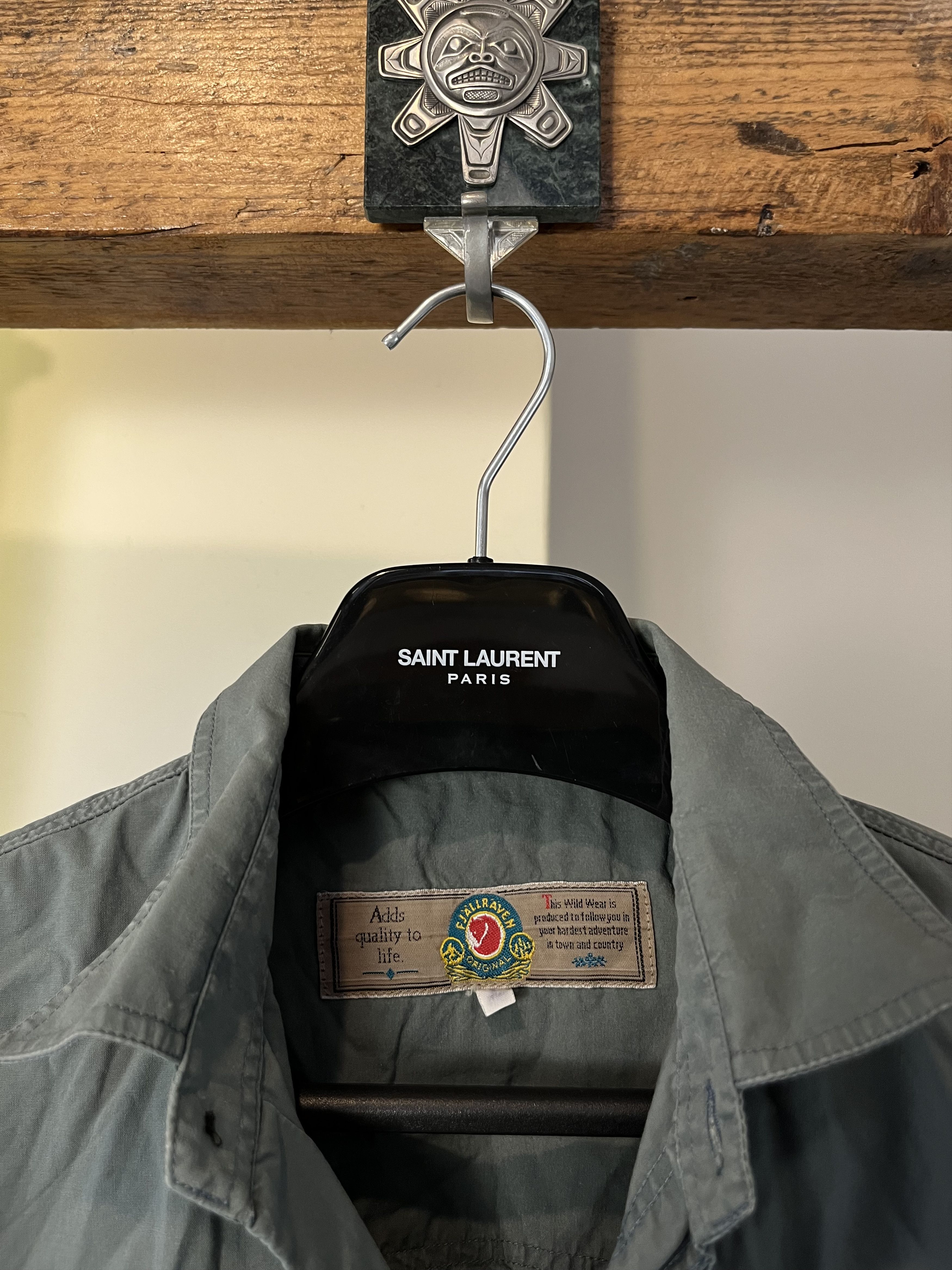 Fjallraven × Vintage Vintage 90s Fjallraven Khaki Embroidered Logo Shirt Size US L / EU 52-54 / 3 - 4 Thumbnail